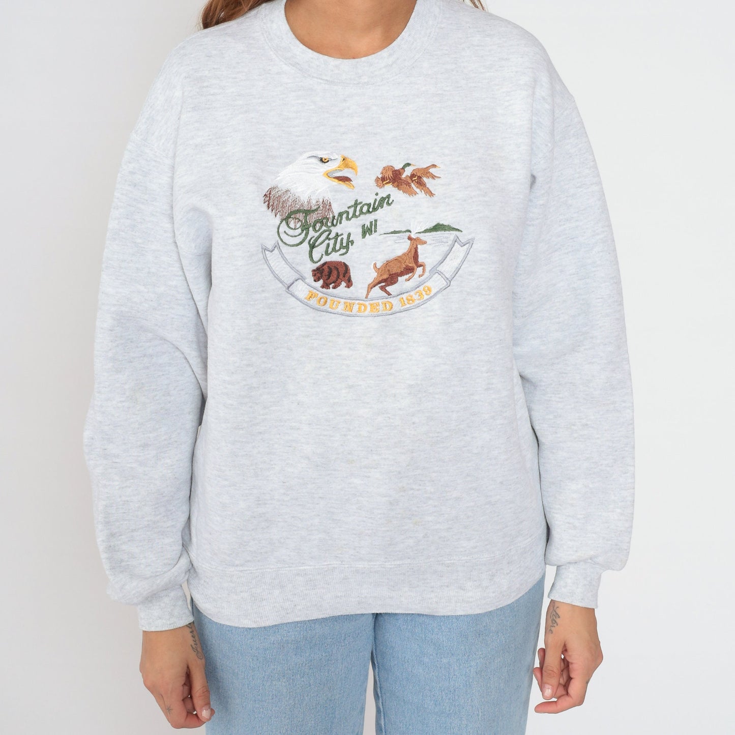 90s Fountain City Wisconsin Embroidered Wildlife Sweatshirt Heather Grey Medium