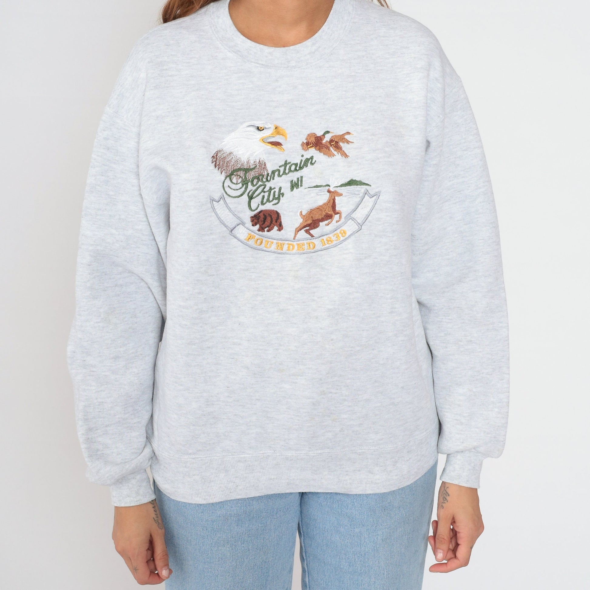 90s Fountain City Wisconsin Embroidered Wildlife Sweatshirt Heather Grey Medium
