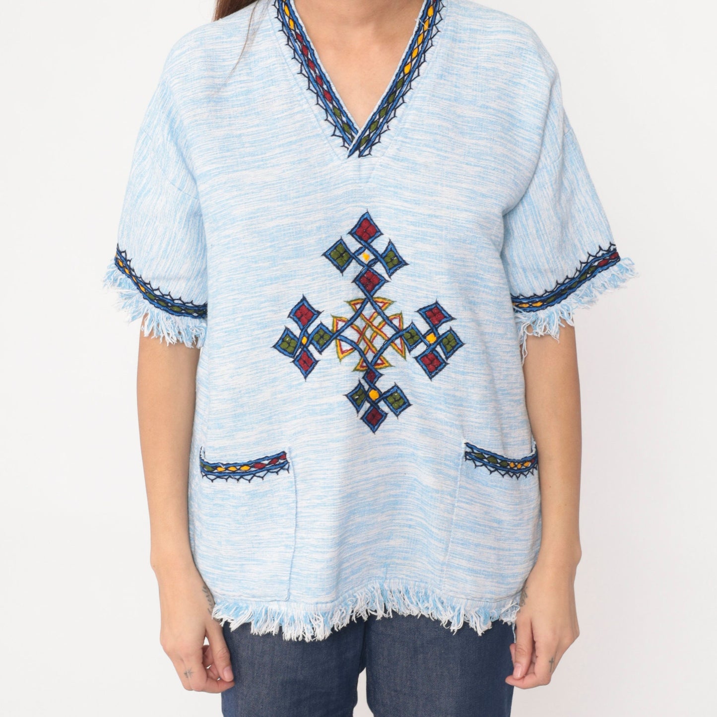 90s Geometric Knot Embroidered Tunic V-Neck Fringe Top Baby Blue Medium