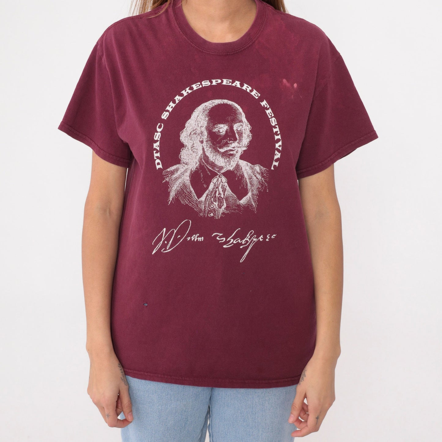 00s DTASC Shakespeare Festival Graphic Tee Burgundy Distressed Medium