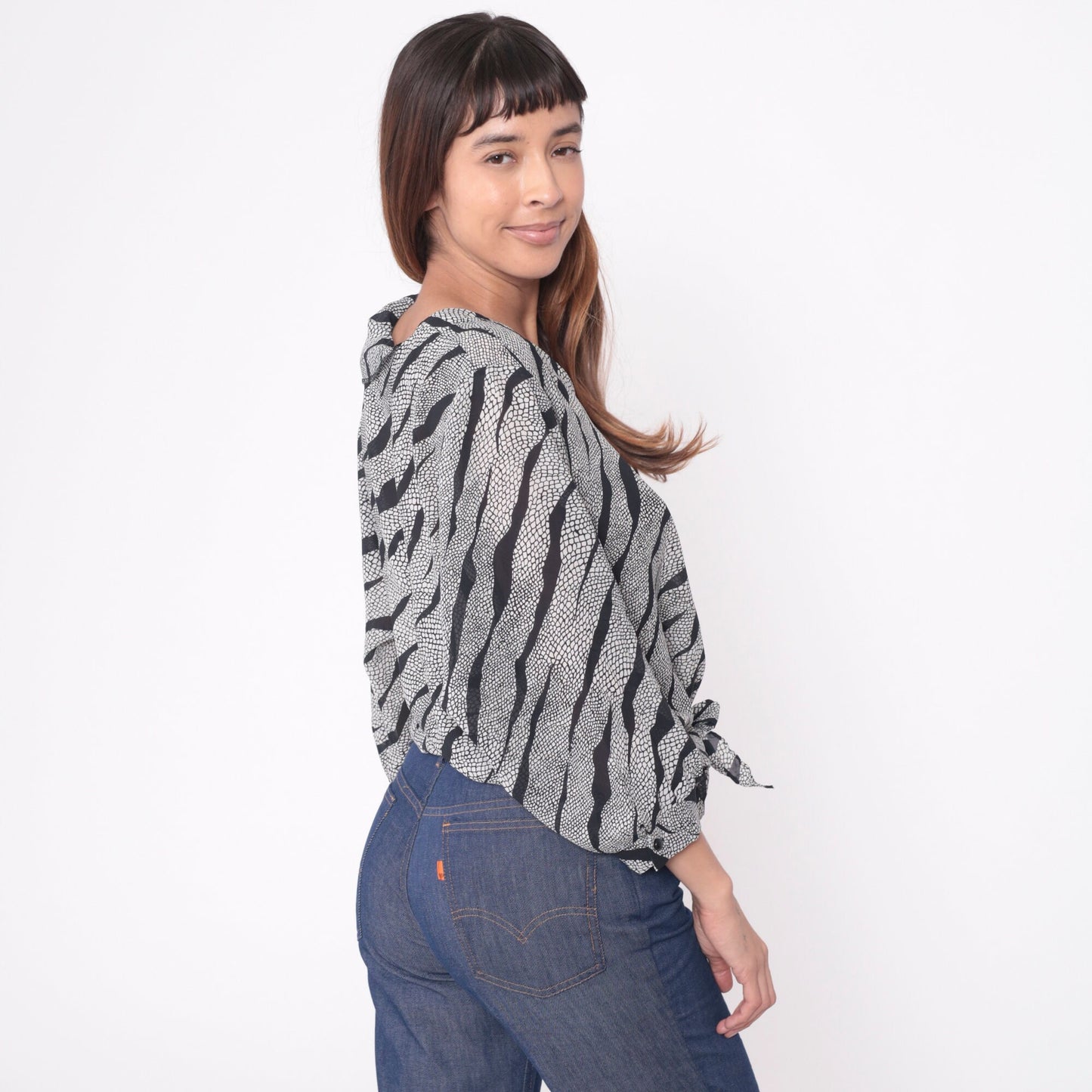 90s Animal Print Blouse Snakeskin Tiger Stripe Tie Waist V Neck Long Sleeve Black White Large L