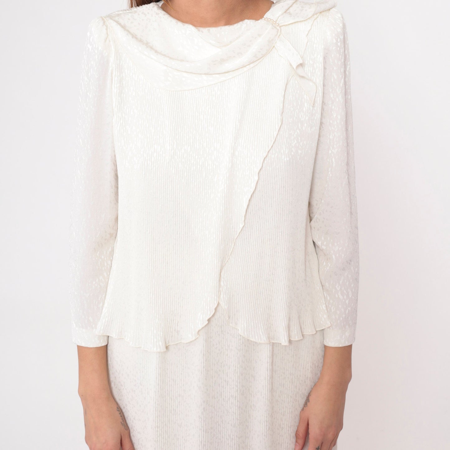 80s White Snakeskin Embossed Midi Dress Puff Sleeve Pearl Beaded Small
