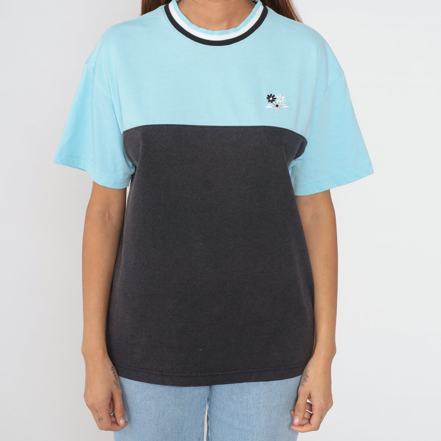 90s Colorblock Ringer Tee Embroidered Floral Blue Black Medium