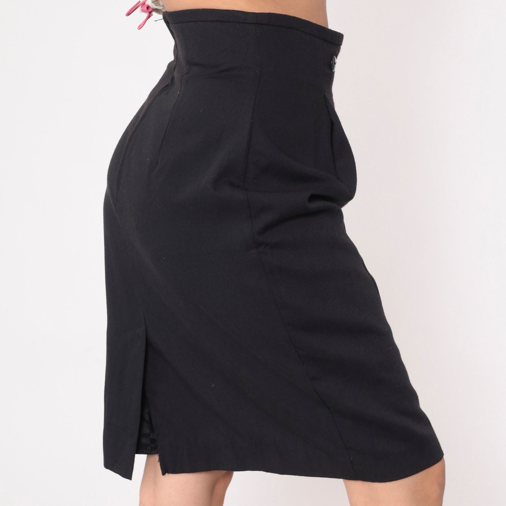 90s Black Pencil Skirt High Waisted Pleated Knee Length Medium