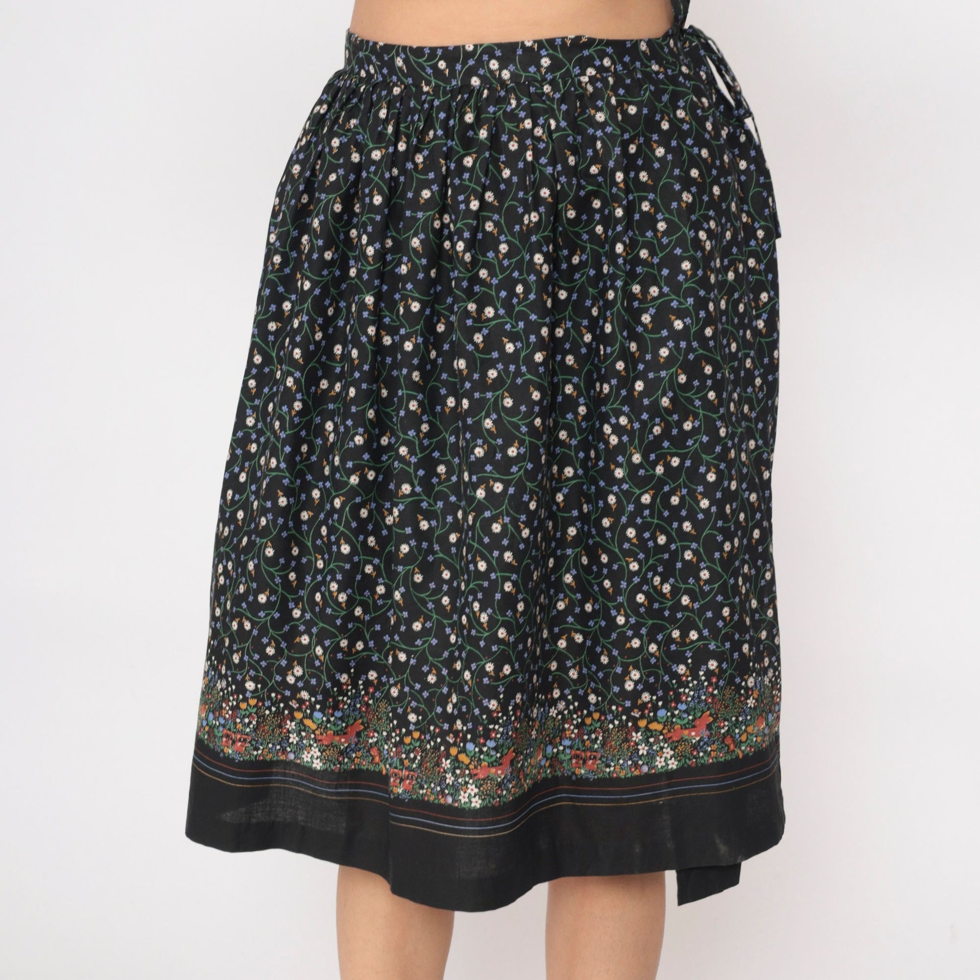 80s Black Floral Animal Print Wrap Skirt Ditsy Bunny Squirrel Raccoon Extra Small