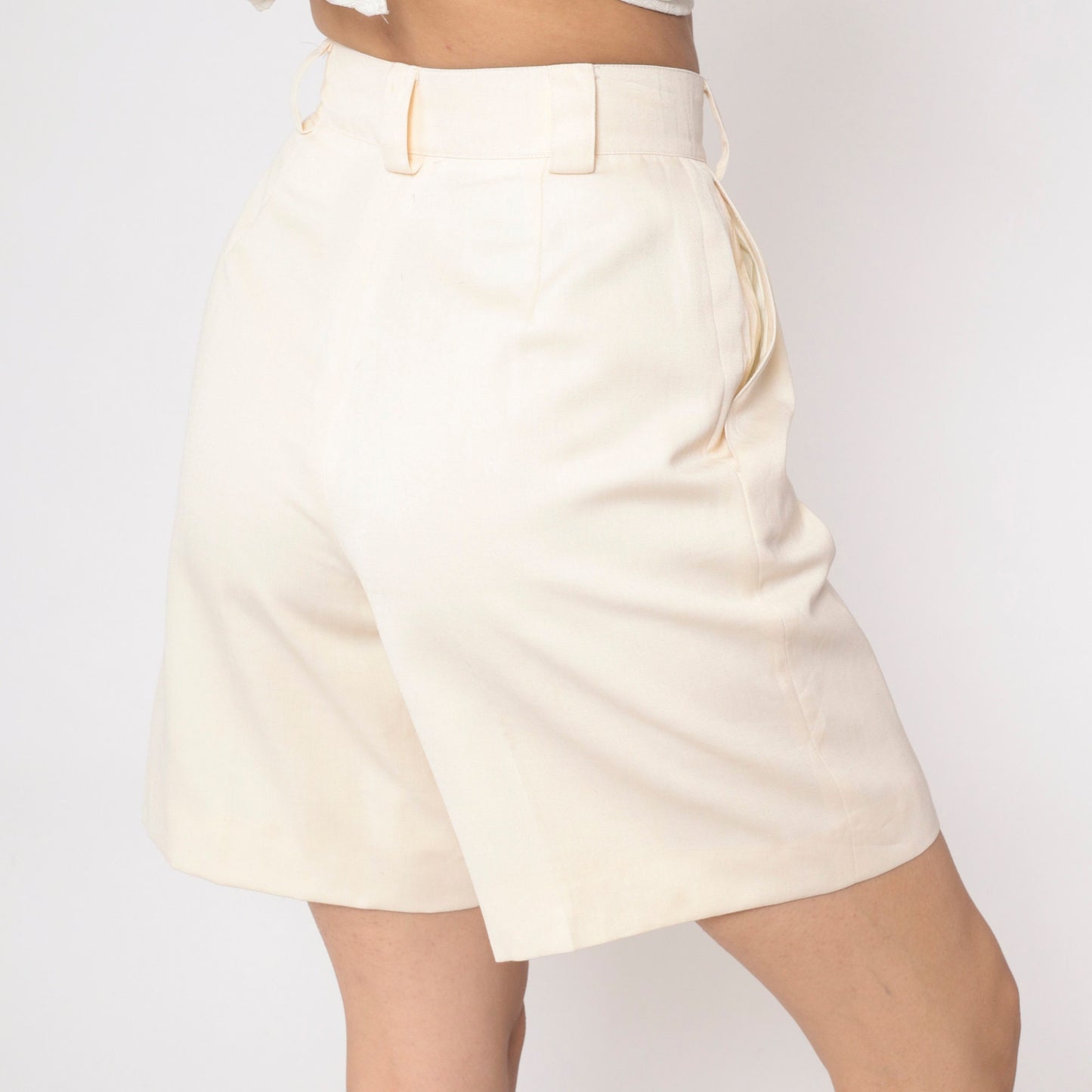 90s Mondi Cream Pleated High-Waist Shorts Wool Blend Small