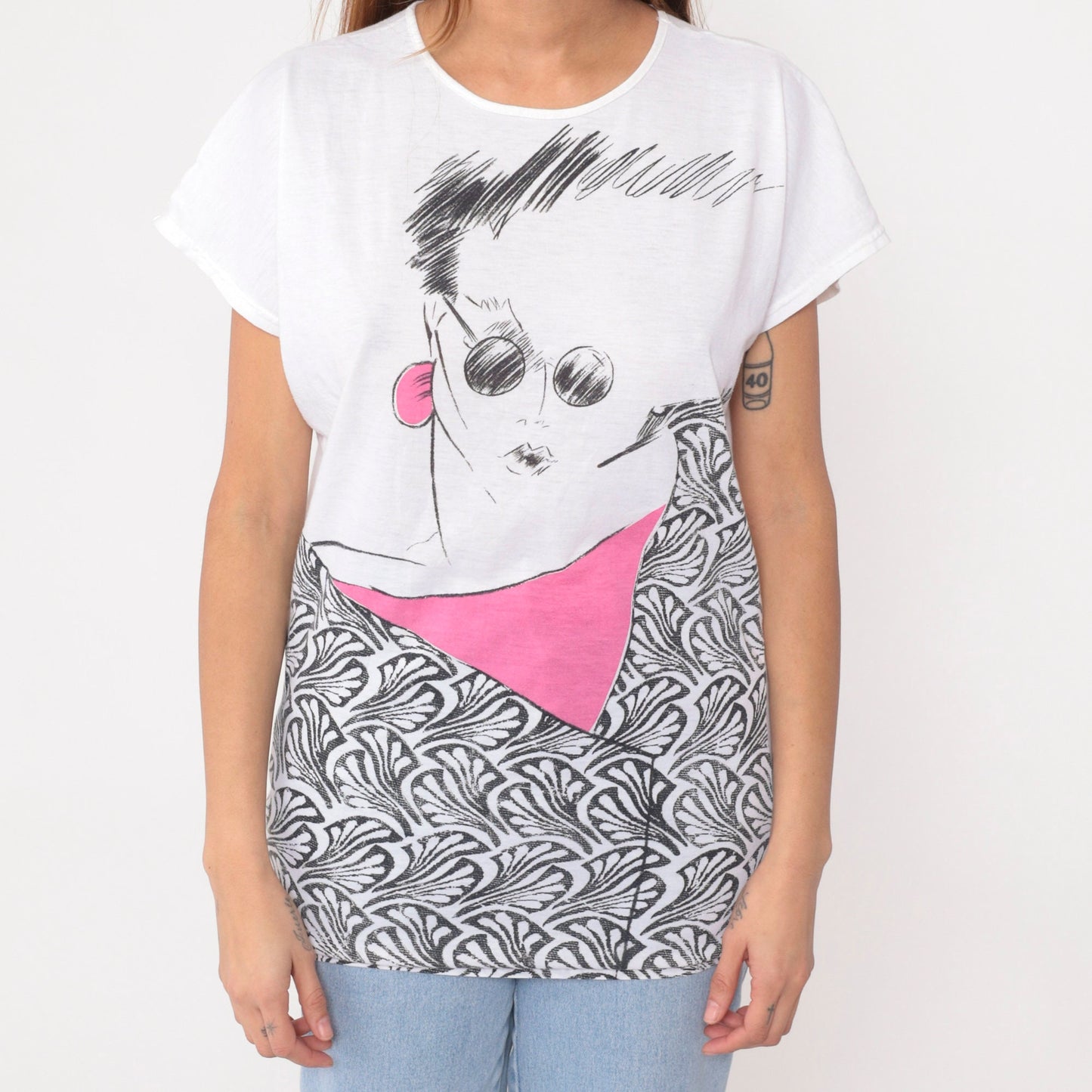 90s Woman Art Print Graphic Tee White Cotton Blend Small