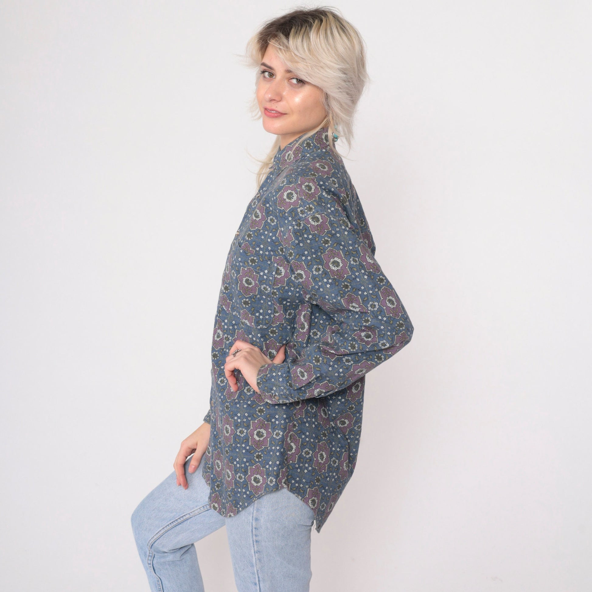 90s Red Eye by Marc Daniels Geometric Medallion Floral Button Up Shirt Small