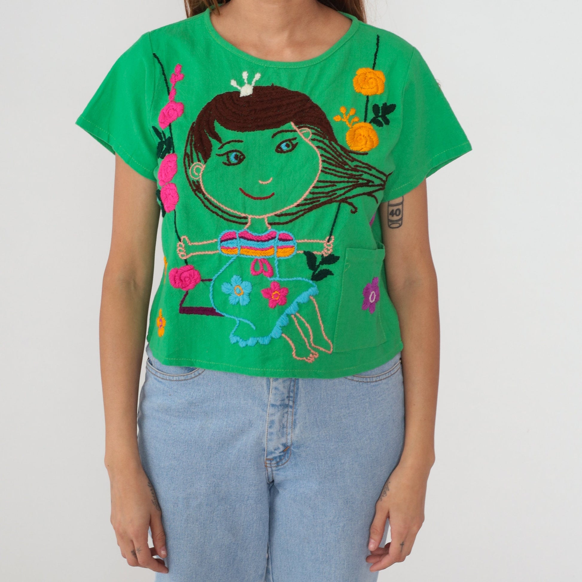 90s Green Embroidered Blouse Girl on Swing Floral Short Sleeve Cotton Medium