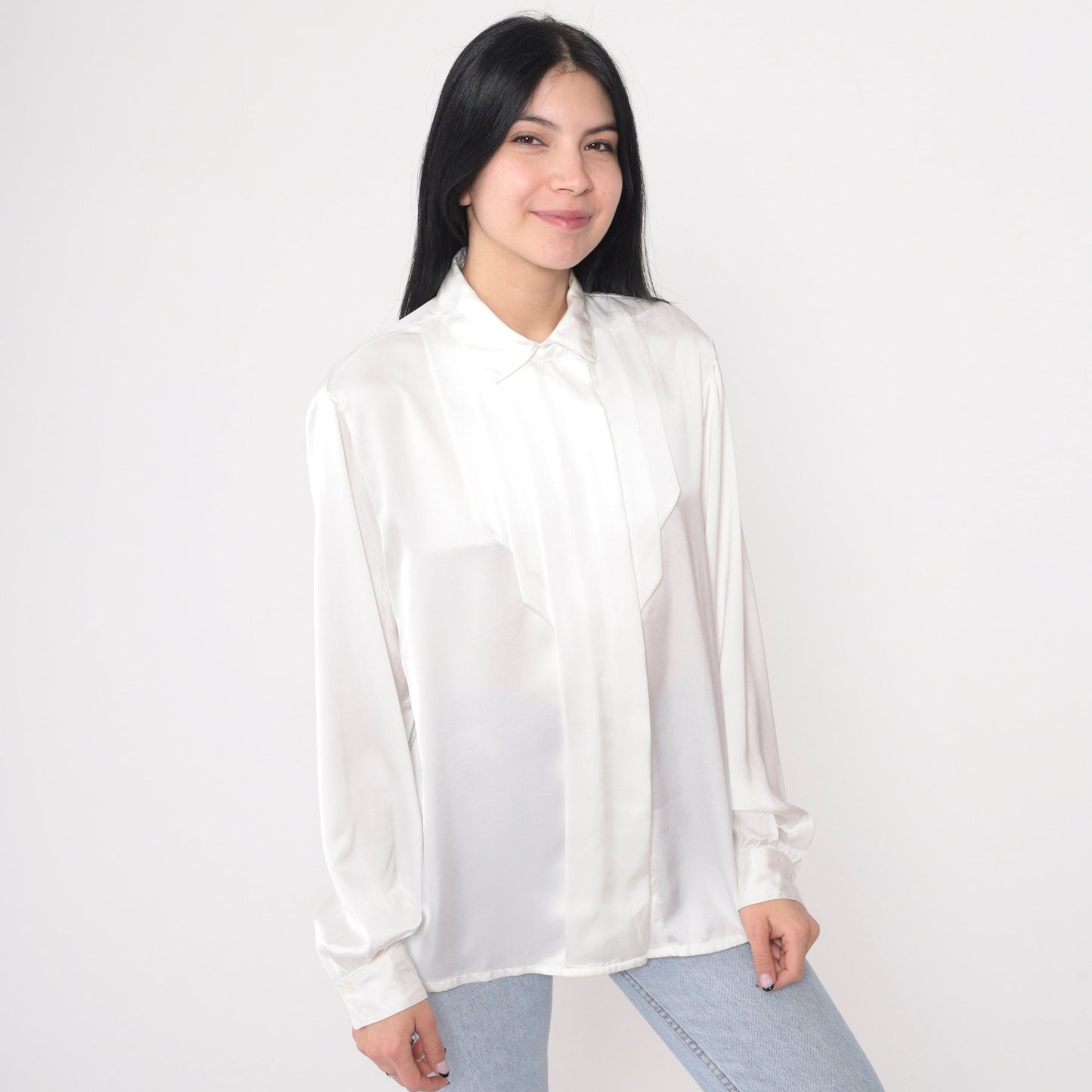 90s White Satin Pleated Blouse Long Sleeve Hidden Button Collared Large L