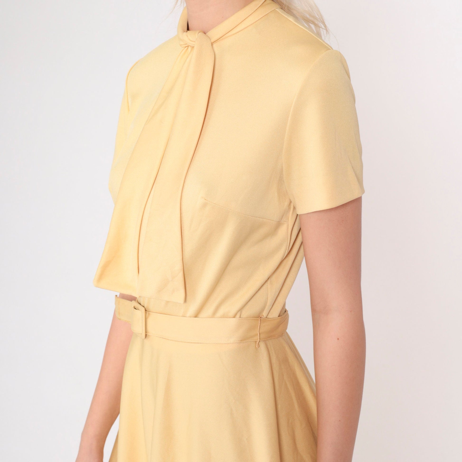 70s Mod Ascot Dress Light Yellow Necktie Belted High Waist Midi Small