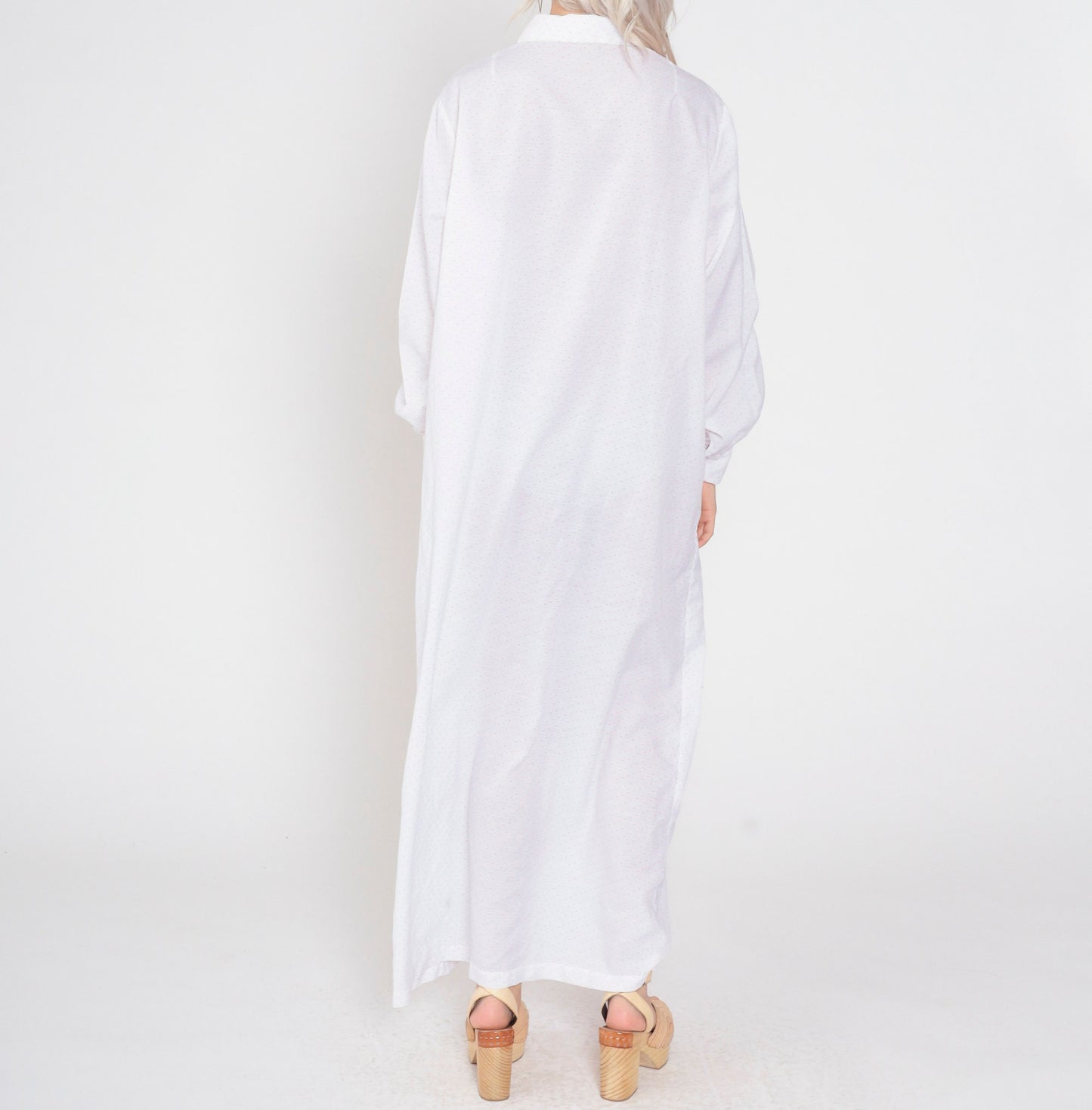 80s White Floral Embroidered Maxi Nightgown Long Sleeve Button Front Large L