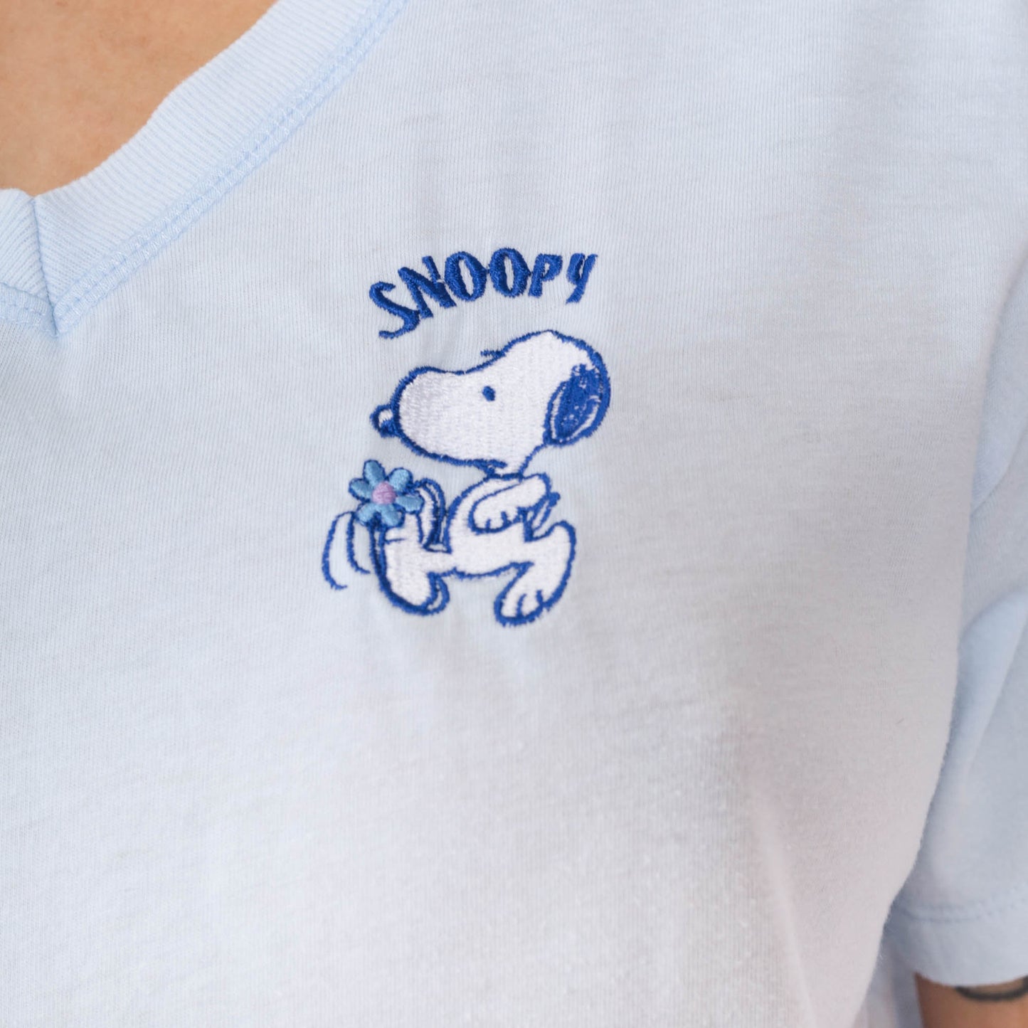 90s Snoopy Peanuts Graphic T-Shirt Baby Blue V-Neck Large L