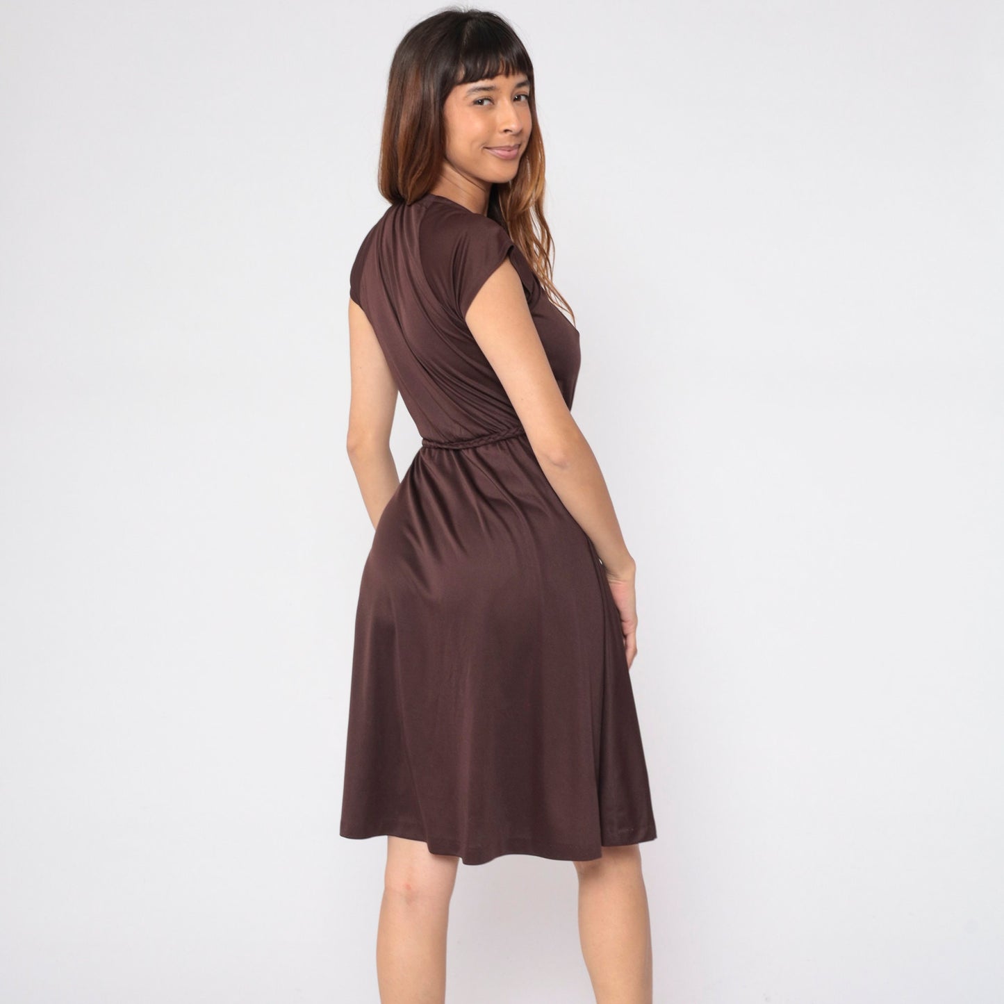 1970s Brown Midi Dress Cap Sleeve High Elastic Waist Braided Belt Extra Small