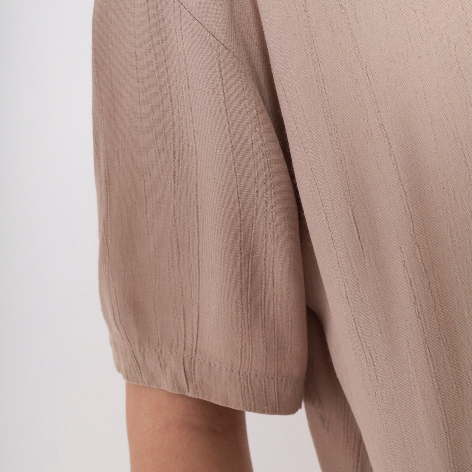 90s Clio Taupe Blouse Curved Hem Short Sleeve Pullover Small