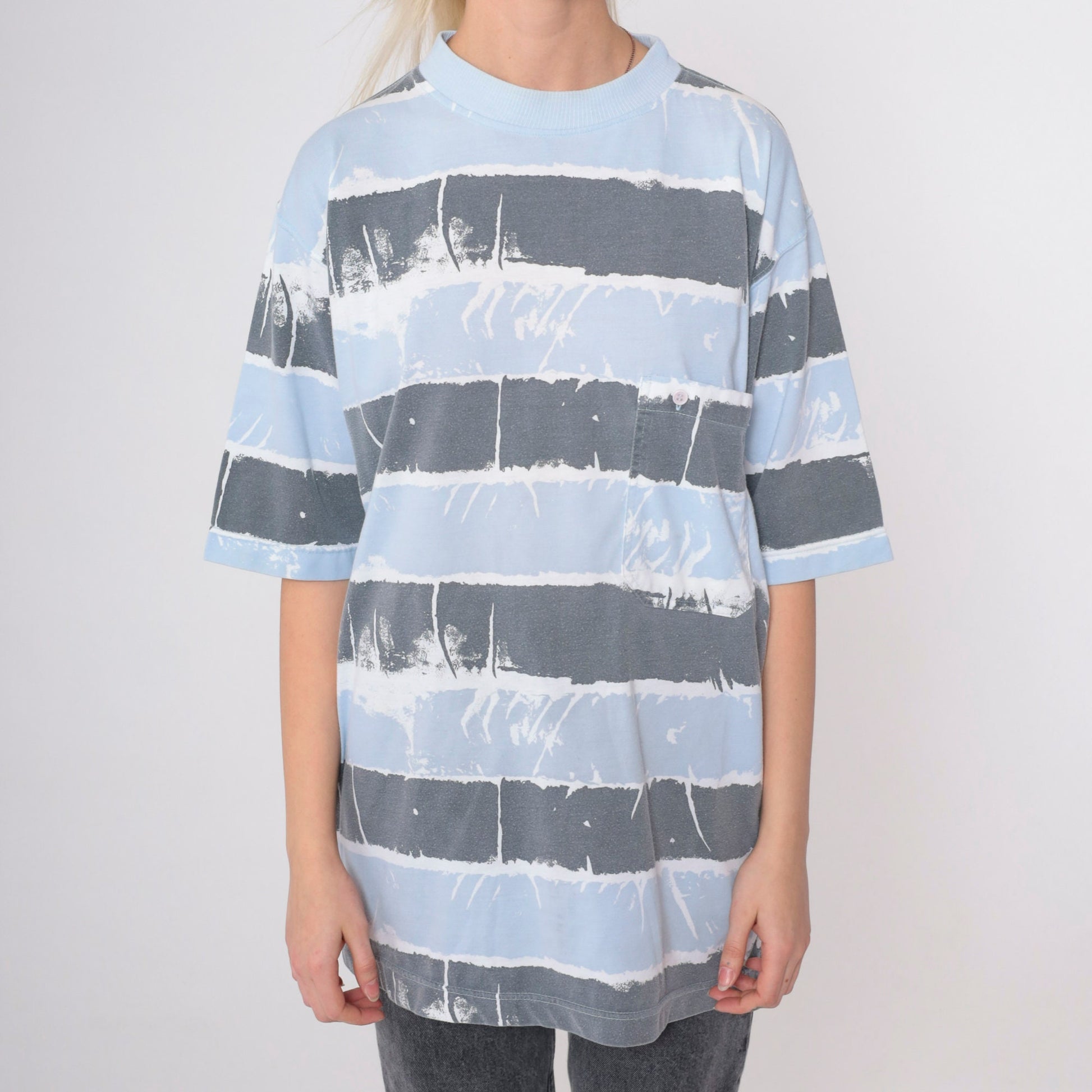 90s Striped T-Shirt Grey Blue White Chest Pocket Painted Print Small