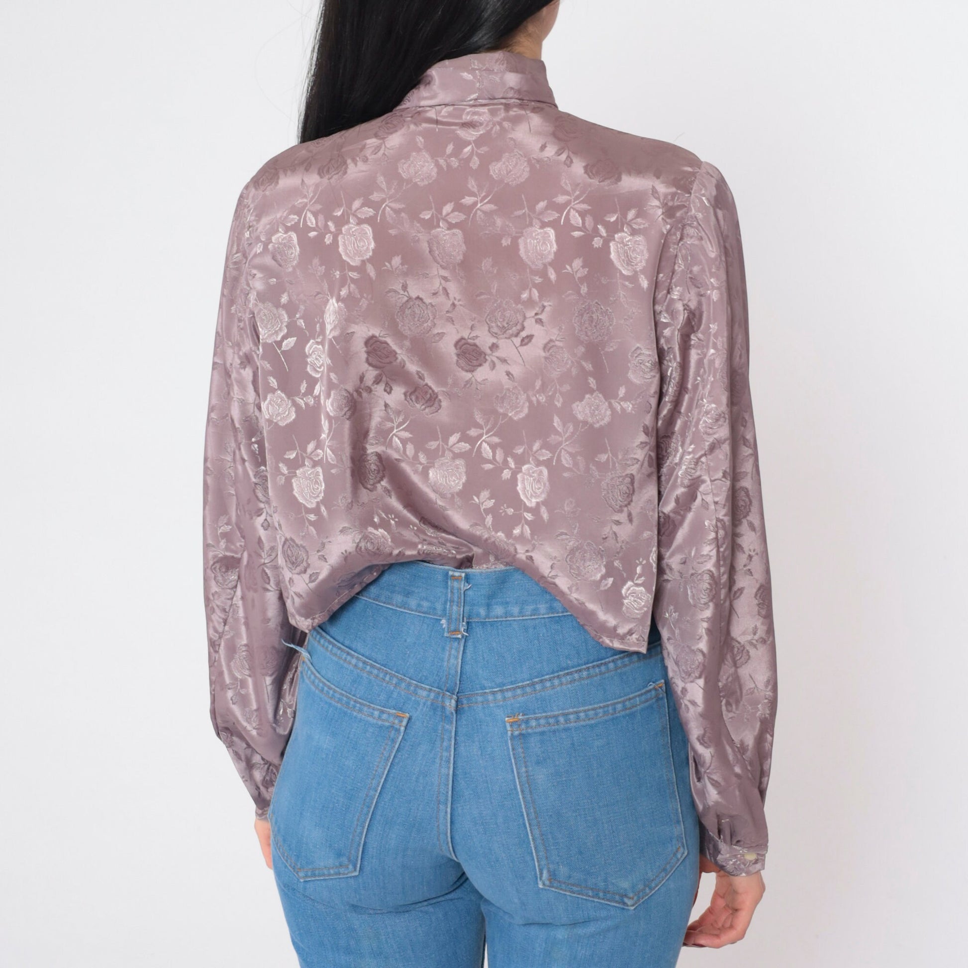 70s Purple Floral Ascot Blouse Embossed Button-Up Crop Top Long Sleeve Medium