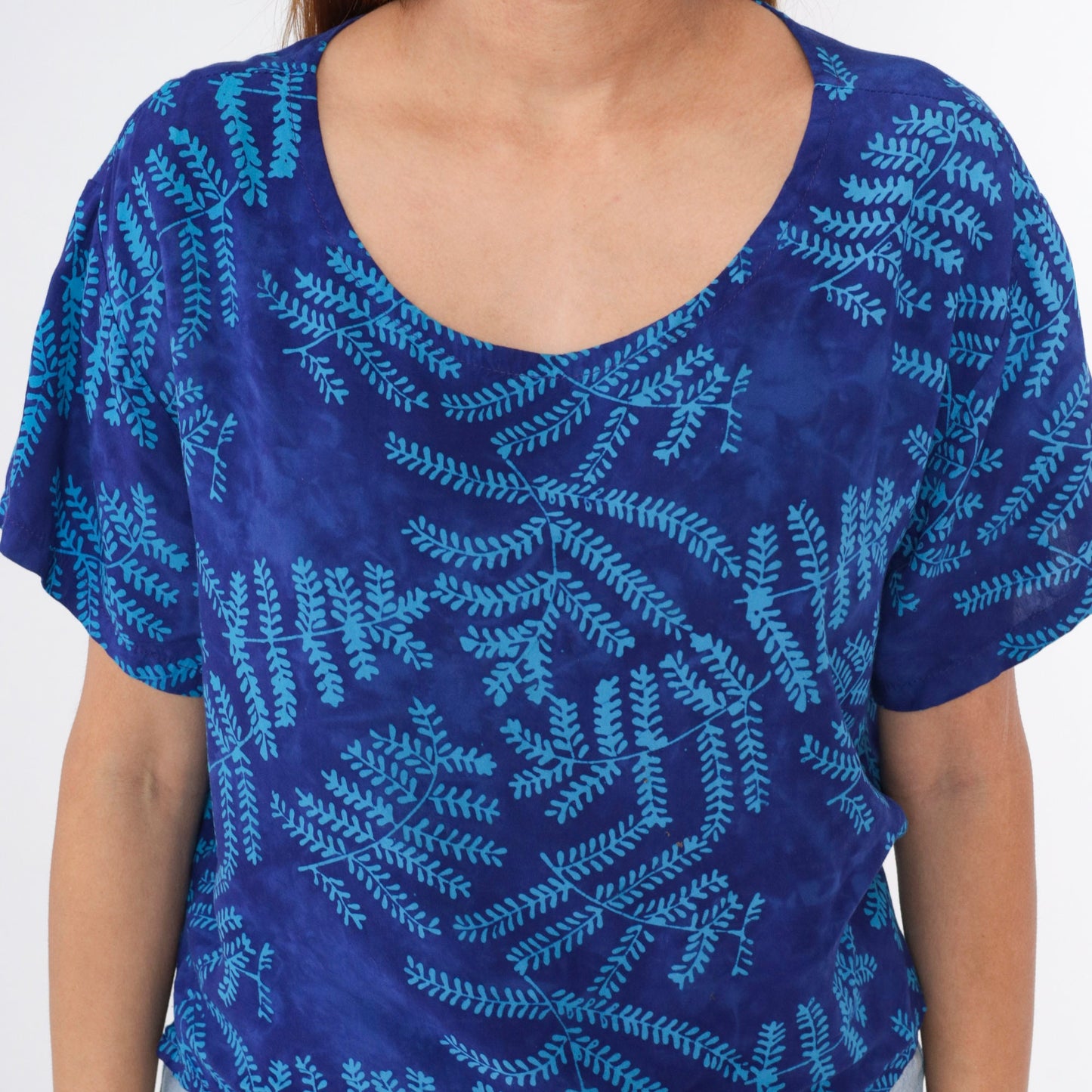 90s Global Village Tropical Leaf Scoop Neck Blouse Blue Short Sleeve Small