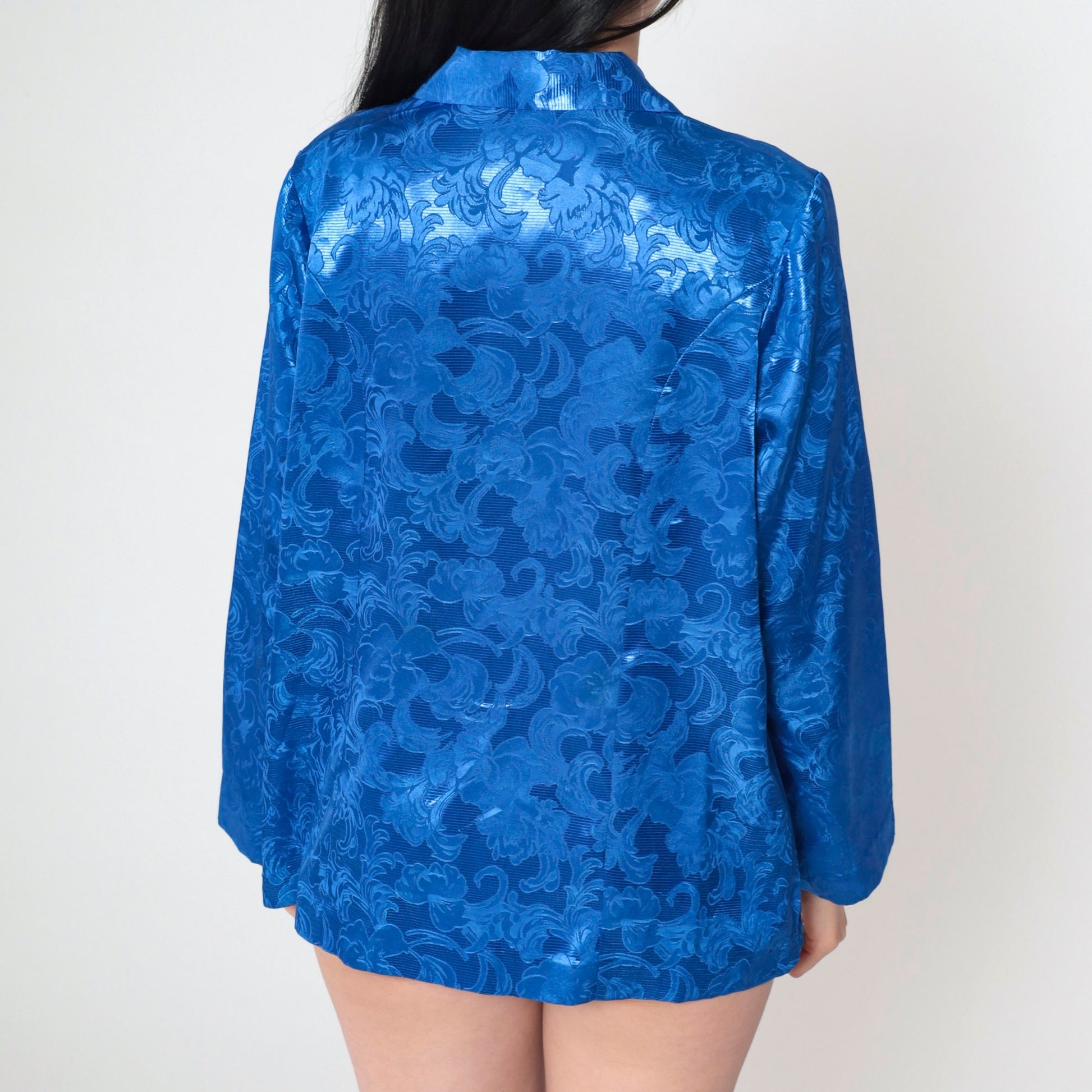 90s Blue Satin Floral Embossed Button-Up Blouse Princess Seam Long Sleeve Large L