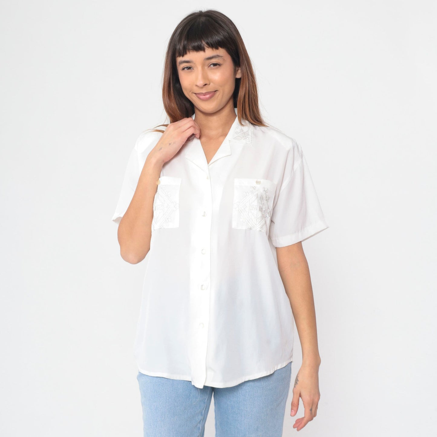 90s White Geometric Embroidered Button-Up Blouse Cutout Collar Short Sleeve Large L