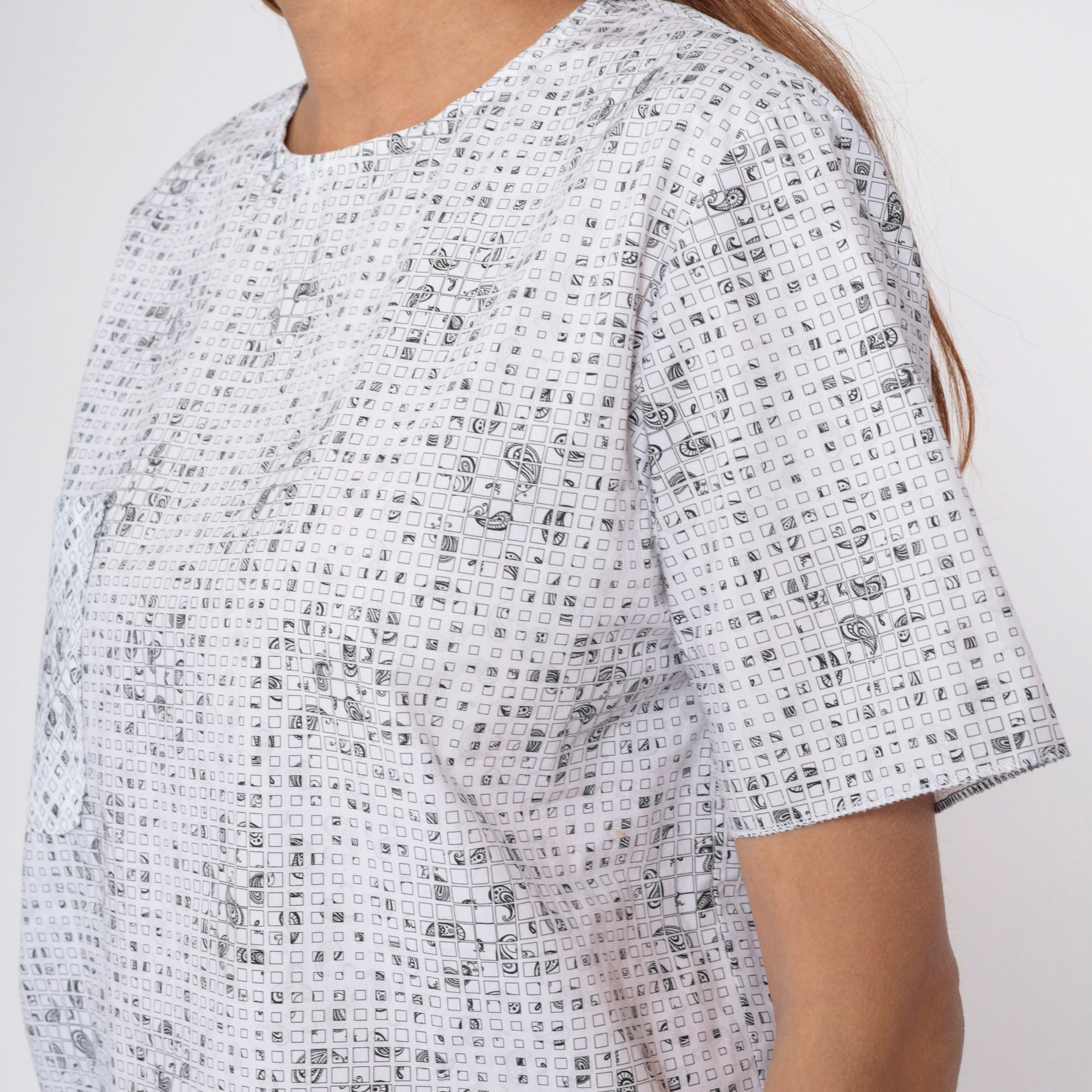 90s Checkered Paisley White T-Shirt Pocket Tee Short Sleeve Medium M