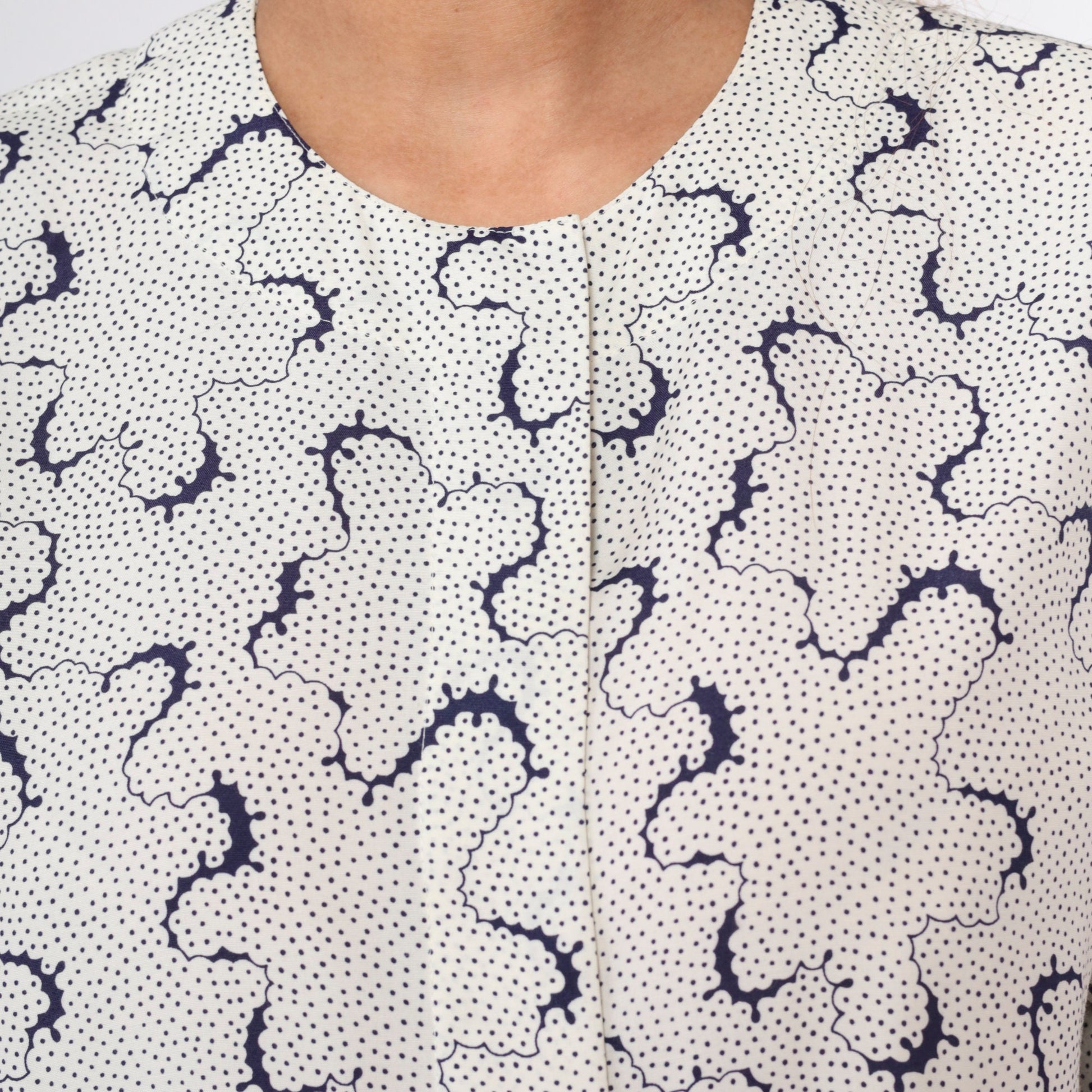 90s Evan Picone Abstract Dot Print Button-Up Blouse White Long Sleeve Medium