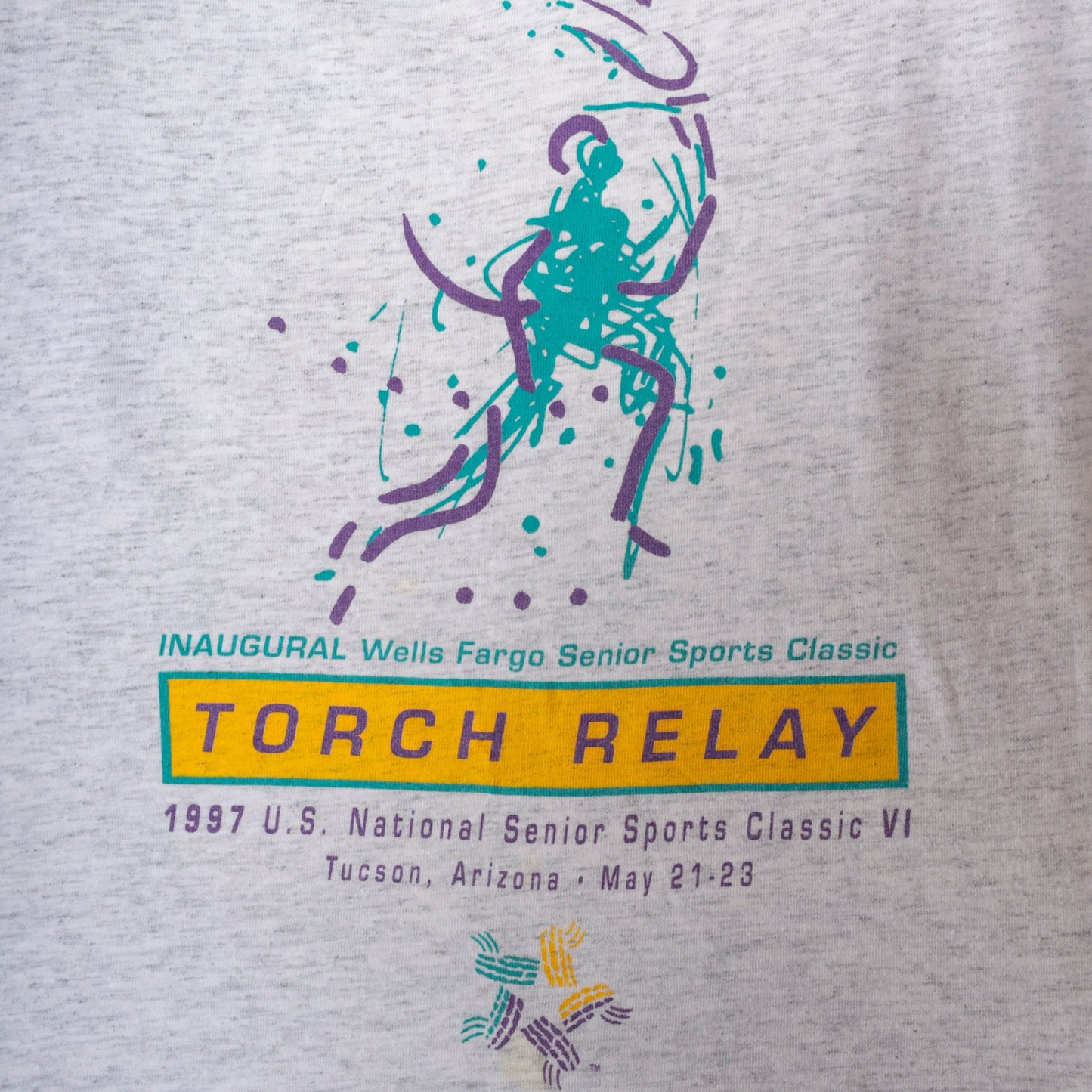 1997 National Senior Sports Classic VI Wells Fargo Torch Relay Graphic Tee Heather Grey Large