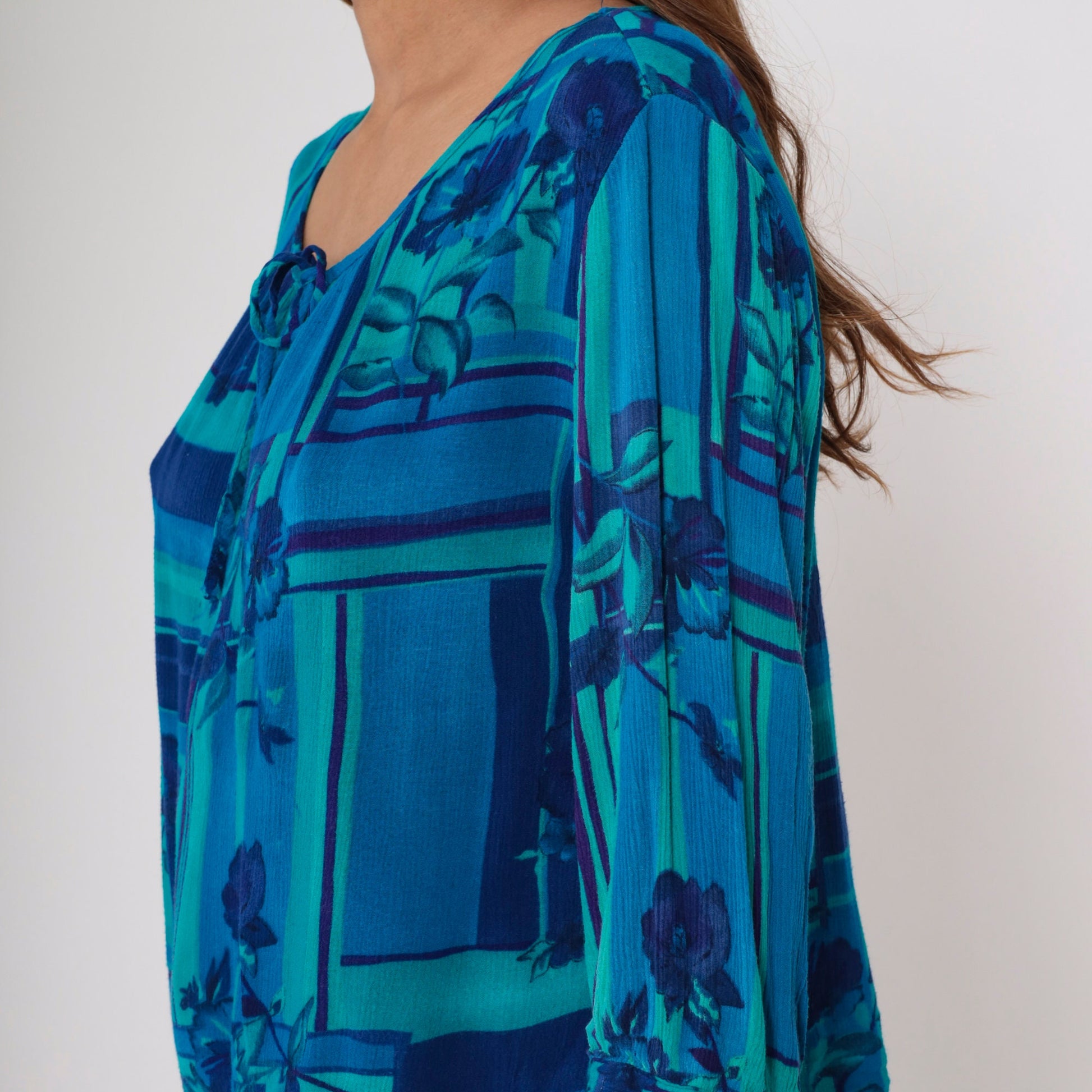 90s Dena Lauren Floral Blouse Tie Neck Blue Rayon 3/4 Sleeve Medium