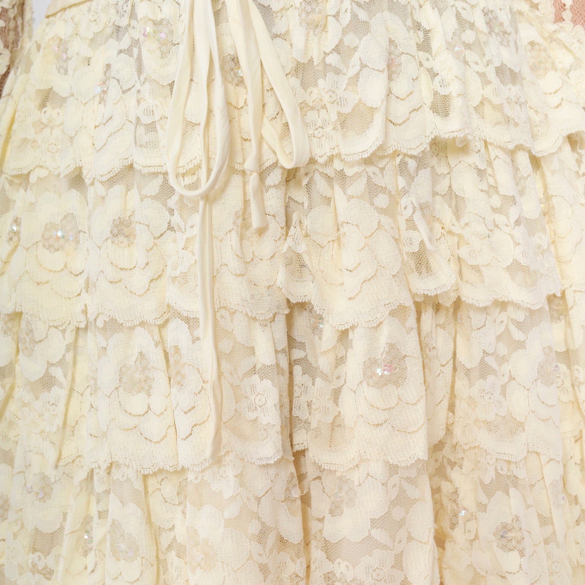 1960s Cream Floral Lace Midi Dress Puff Sleeve High Waist Tiered Ruffle XXS