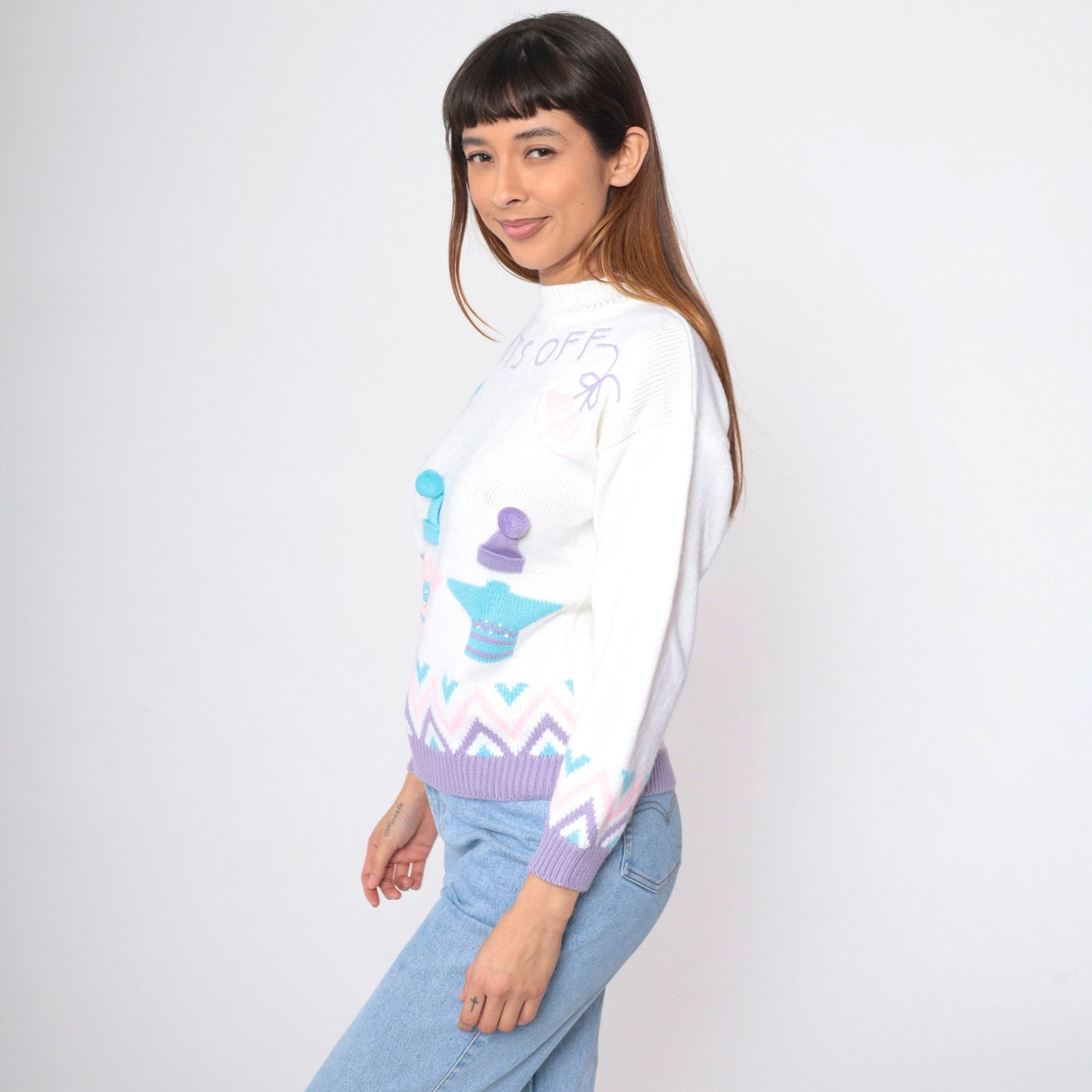 90s Hats Off Ice Skating Graphic Sweater Pastel Novelty Knit Small