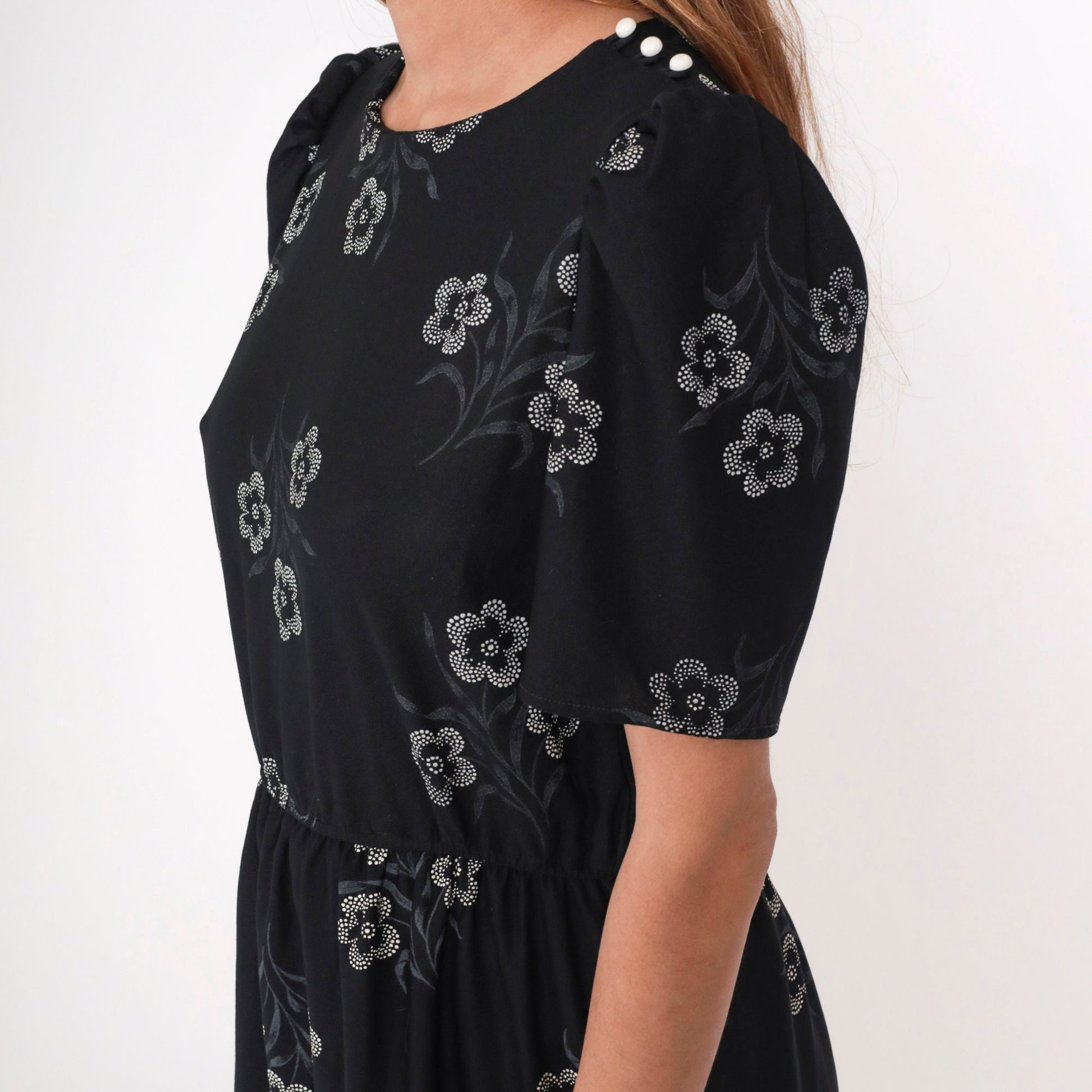 80s Black Floral Midi Dress Puff Sleeve High Waist Button Shoulder Medium