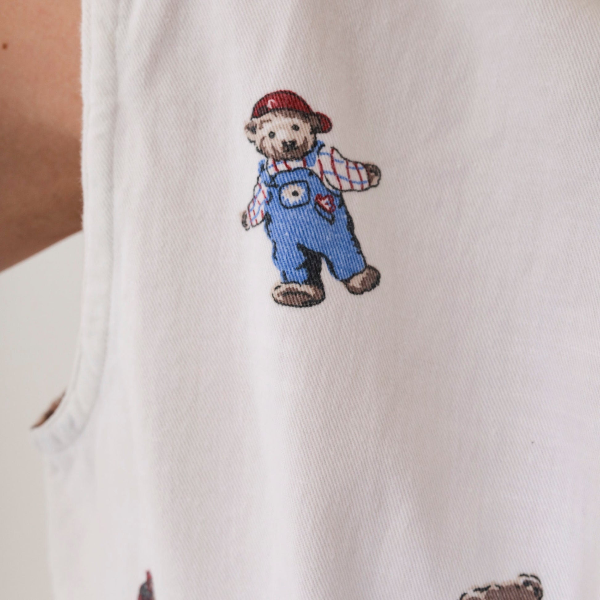 90s Teddy Bear Crop Top Sleeveless Button Down Blouse White Cotton Small