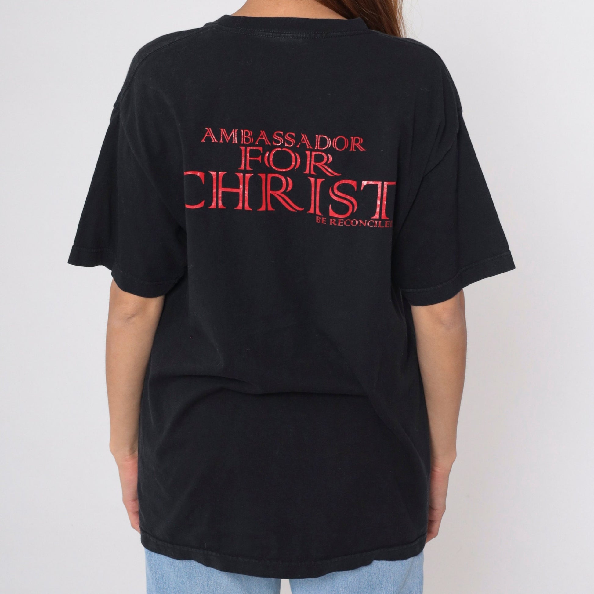 90s Ambassador for Christ 2 Corinthians 5:20 Graphic T-Shirt Black Medium