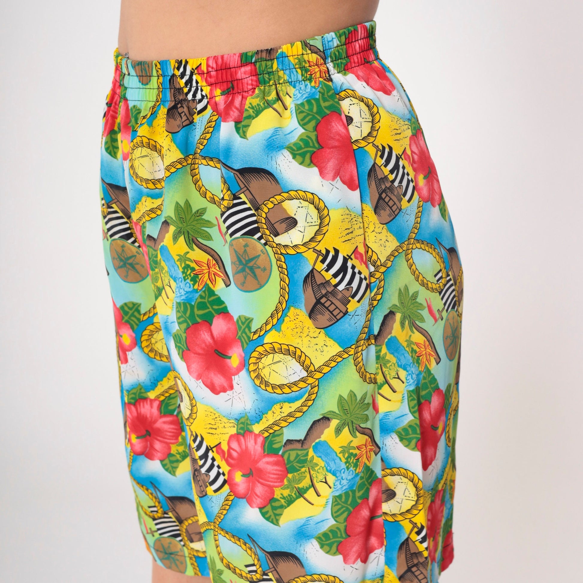90s Hawaiian Print Shorts Pirate Ship Hibiscus Elastic Waist Small