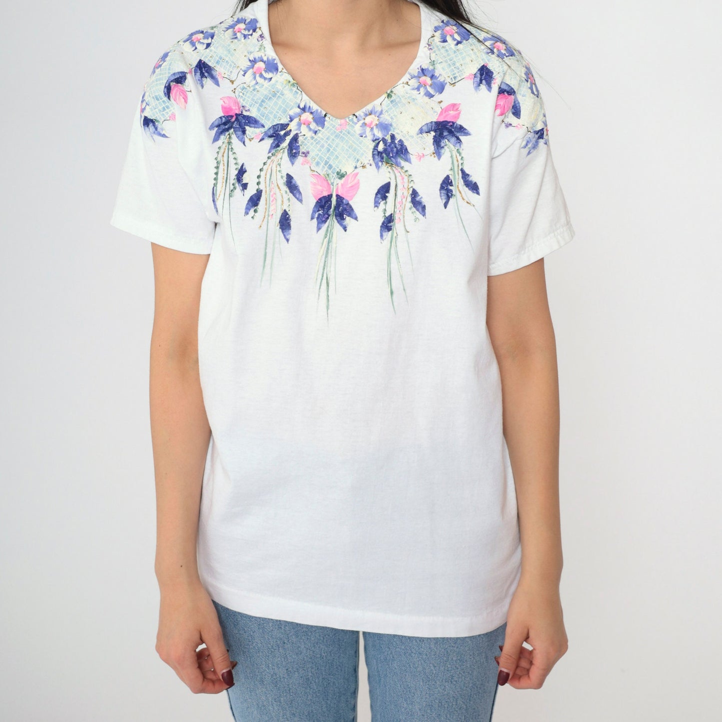 90s Floral Graphic T-Shirt White Metallic Gold Studs Single Stitch Small