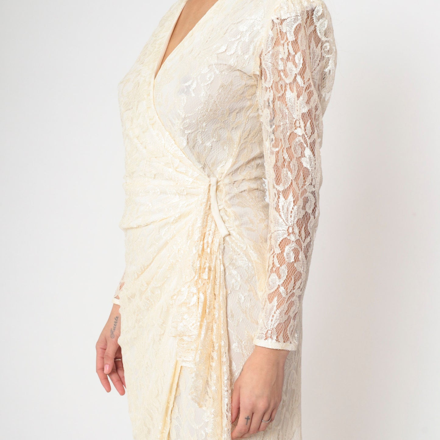 80s Ivory Lace Wrap Dress V-Neck Long Sleeve Sheath Knee-Length Small