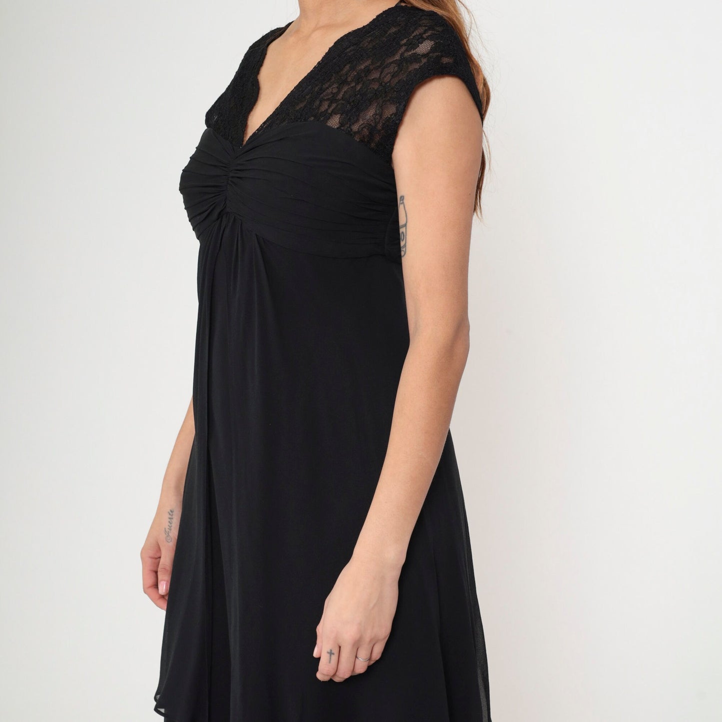 90s Donna Ricco Black Lace Silk Dress V-Neck Cap Sleeves Midi Small
