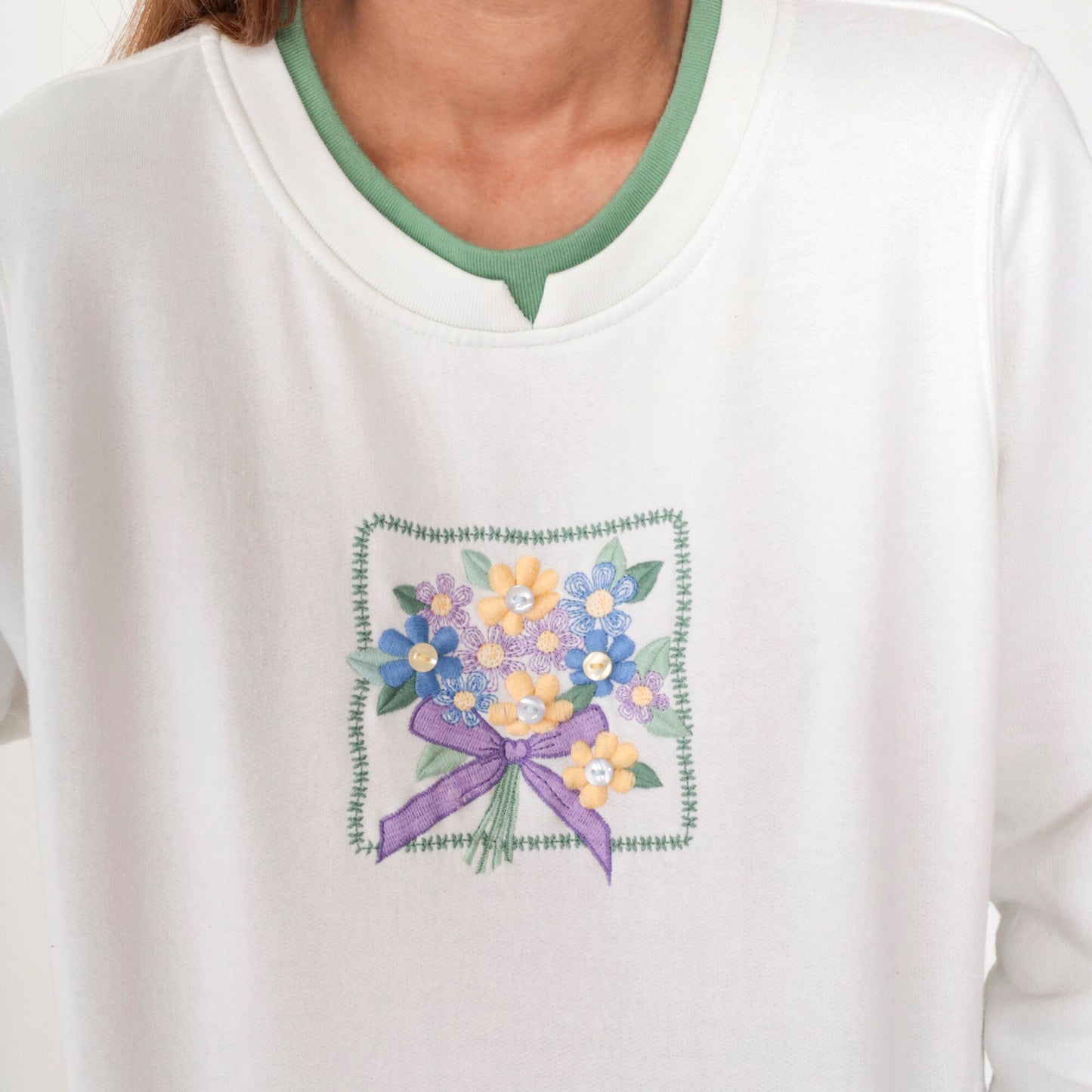90s Floral Embroidered Sweatshirt White Double Collar Crewneck Petite Large