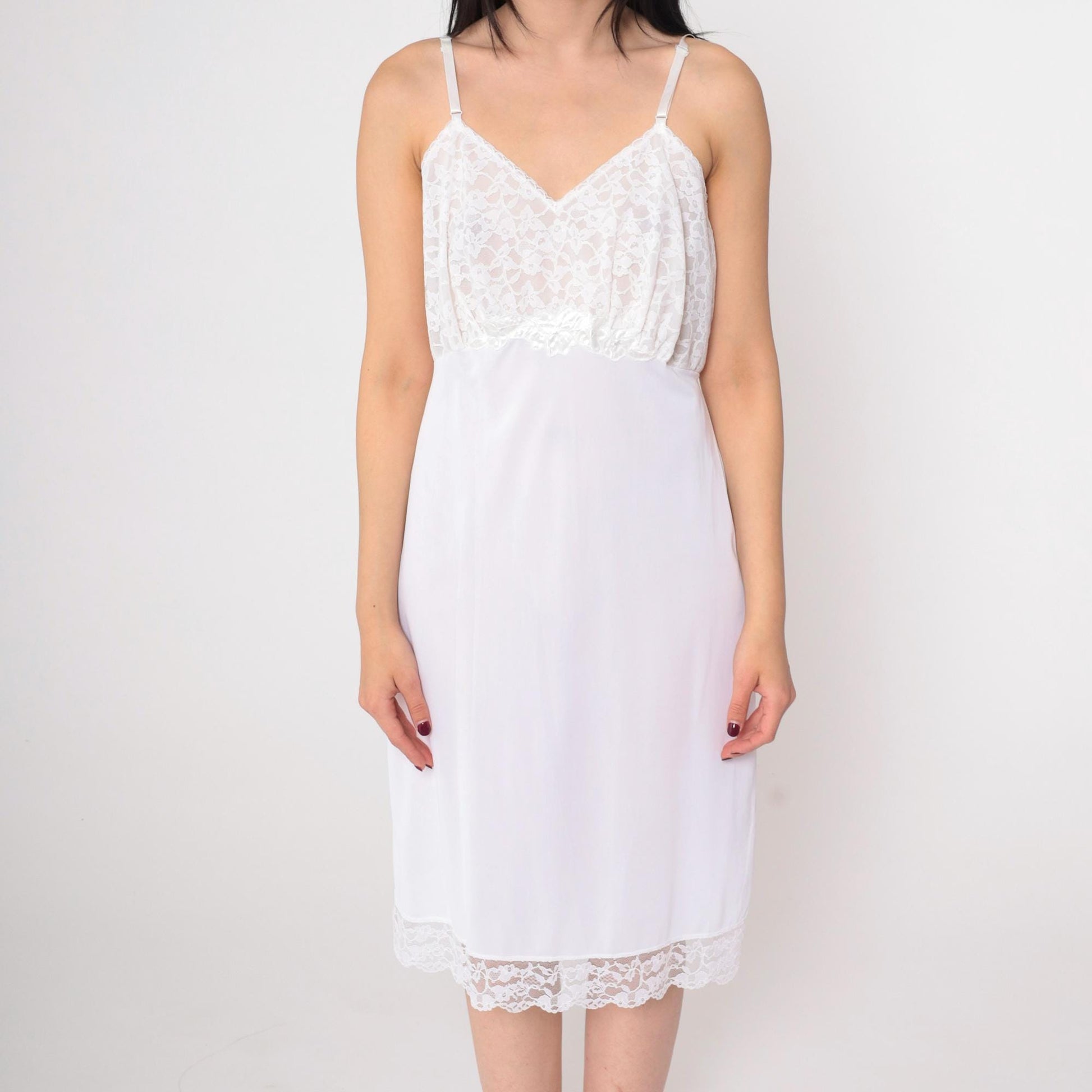 70s White Lace Slip Dress Midi V-Neck Spaghetti Strap Nightgown Medium