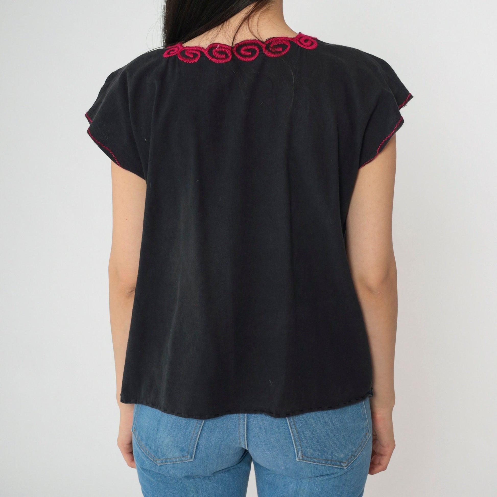 90s Mexican Floral Embroidered Blouse Black Short Sleeve Medium