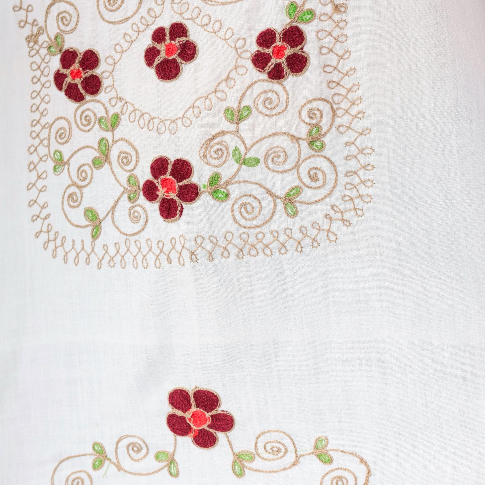 90s White Floral Embroidered Tank Top Spaghetti Strap Split Neck Small Medium