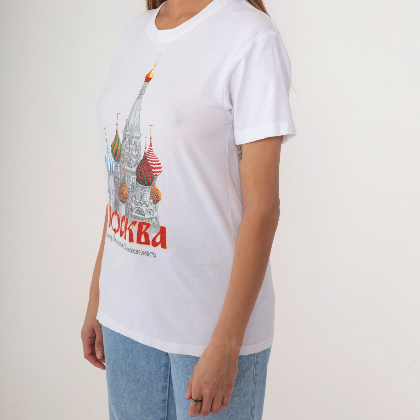 00s Moscow Russia St. Basil's Cathedral Graphic T-Shirt White Small