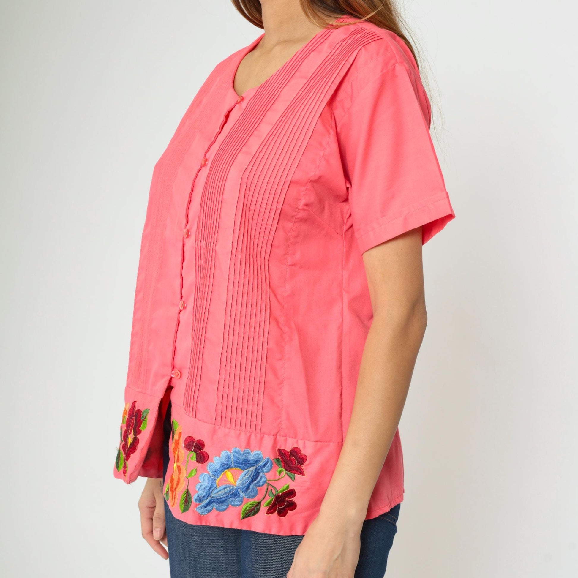 90s Pink Floral Embroidered Button-Up Blouse Pintuck Short Sleeve Medium