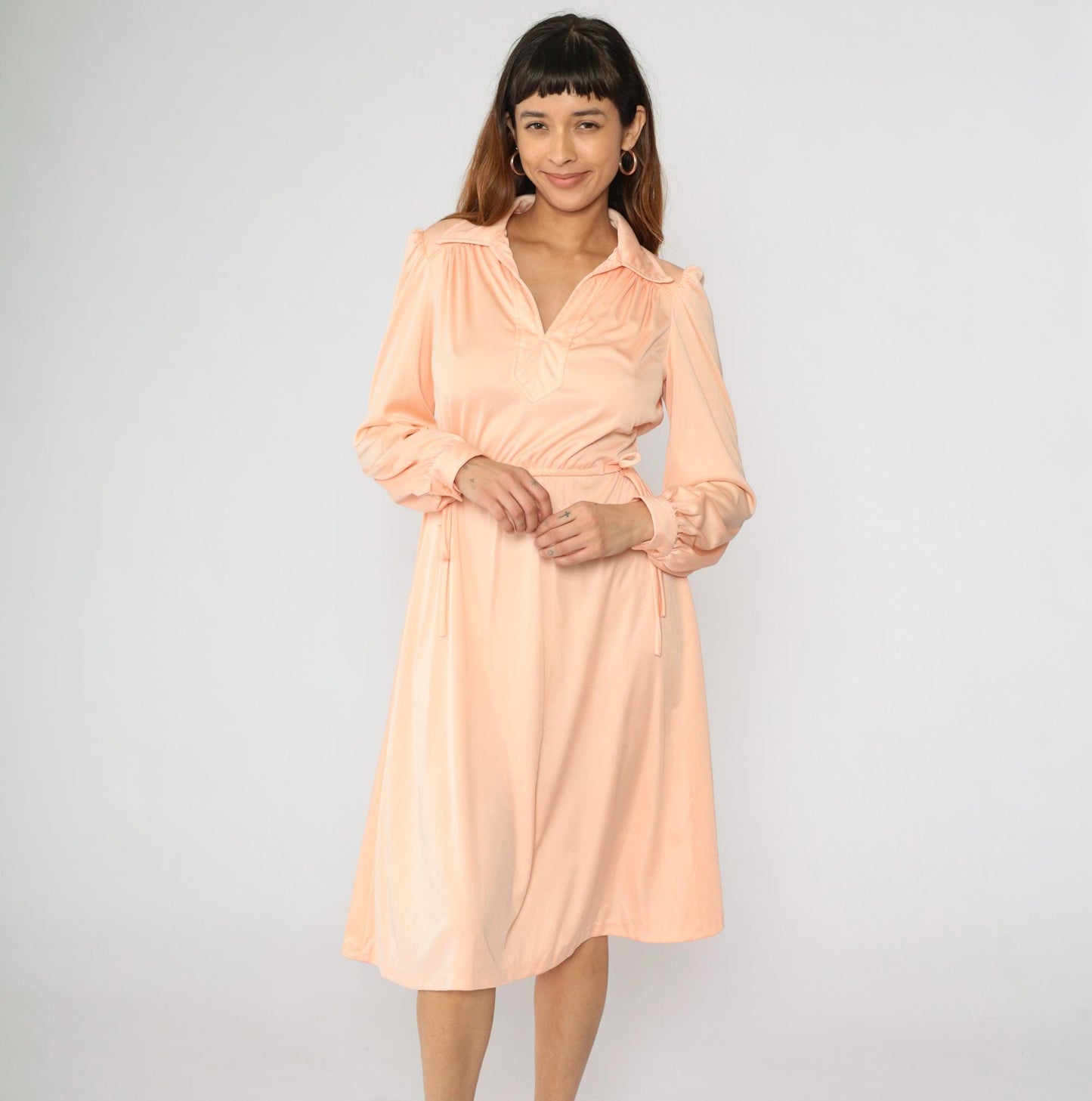 70s Peach Midi Dress Puff Sleeve Collared V-Neck High Waist Tie Side Medium