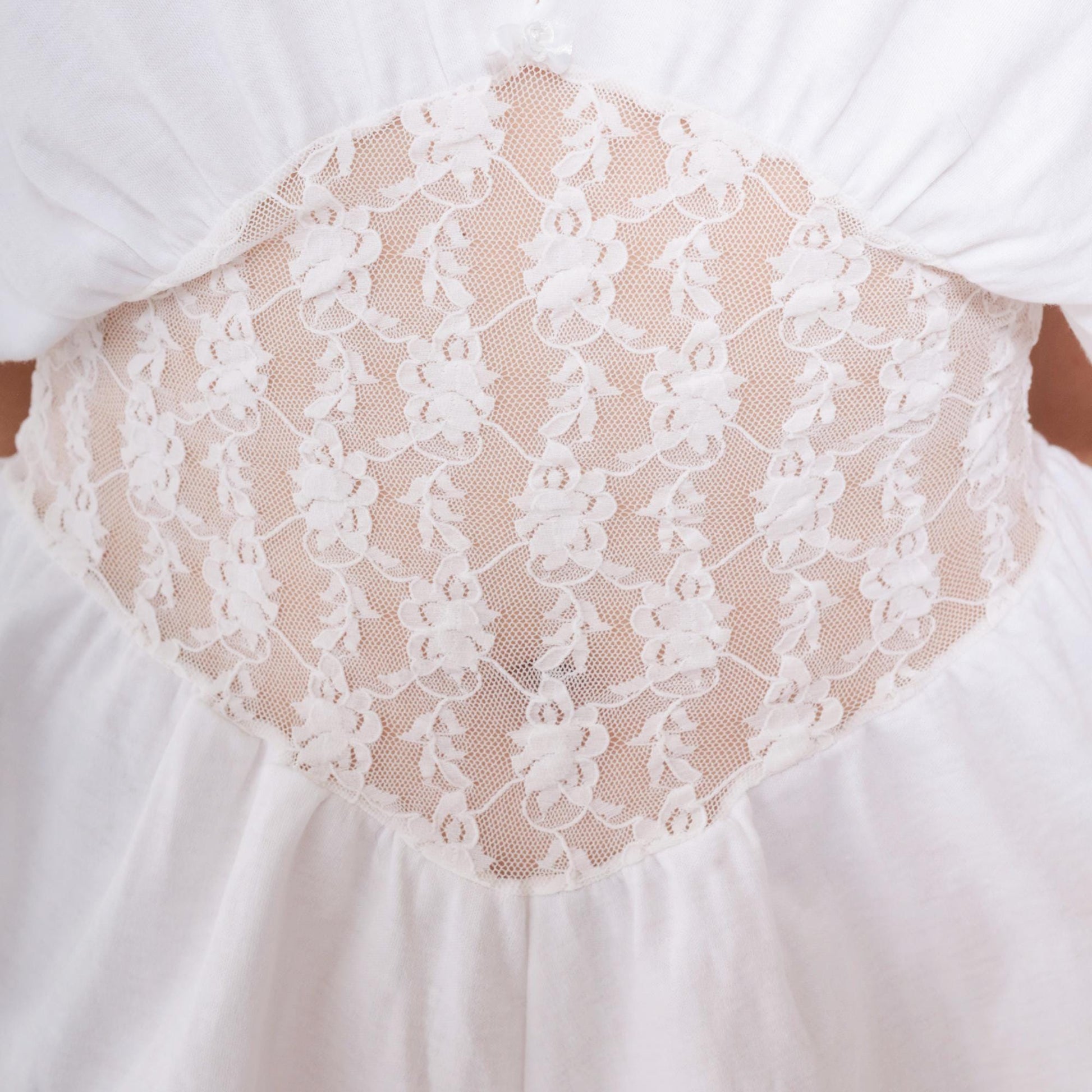 80s White Lace Teddy Bodysuit Deep V Plunge Open Back Medium