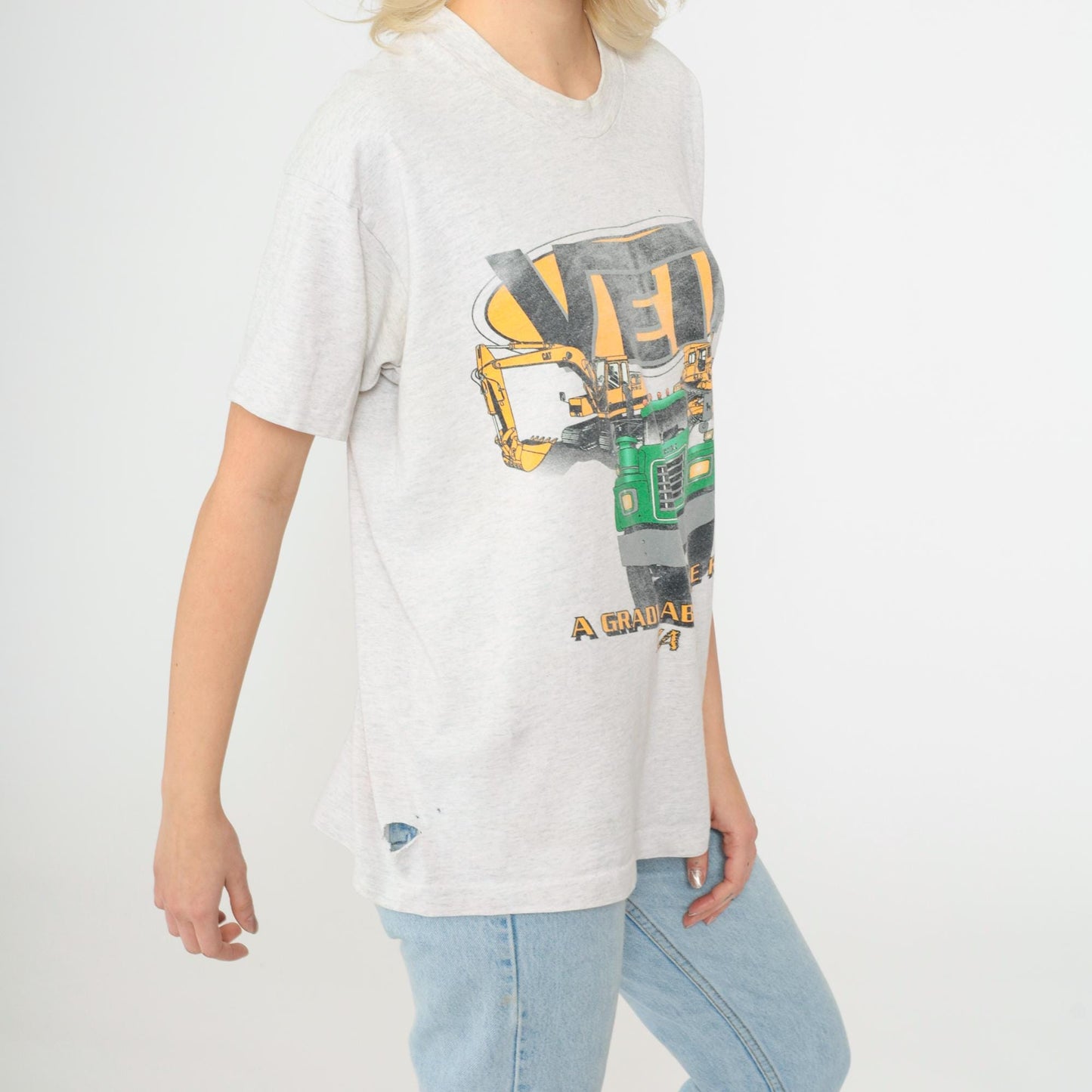 90s Veit Construction Mack Truck Graphic T-Shirt Medium