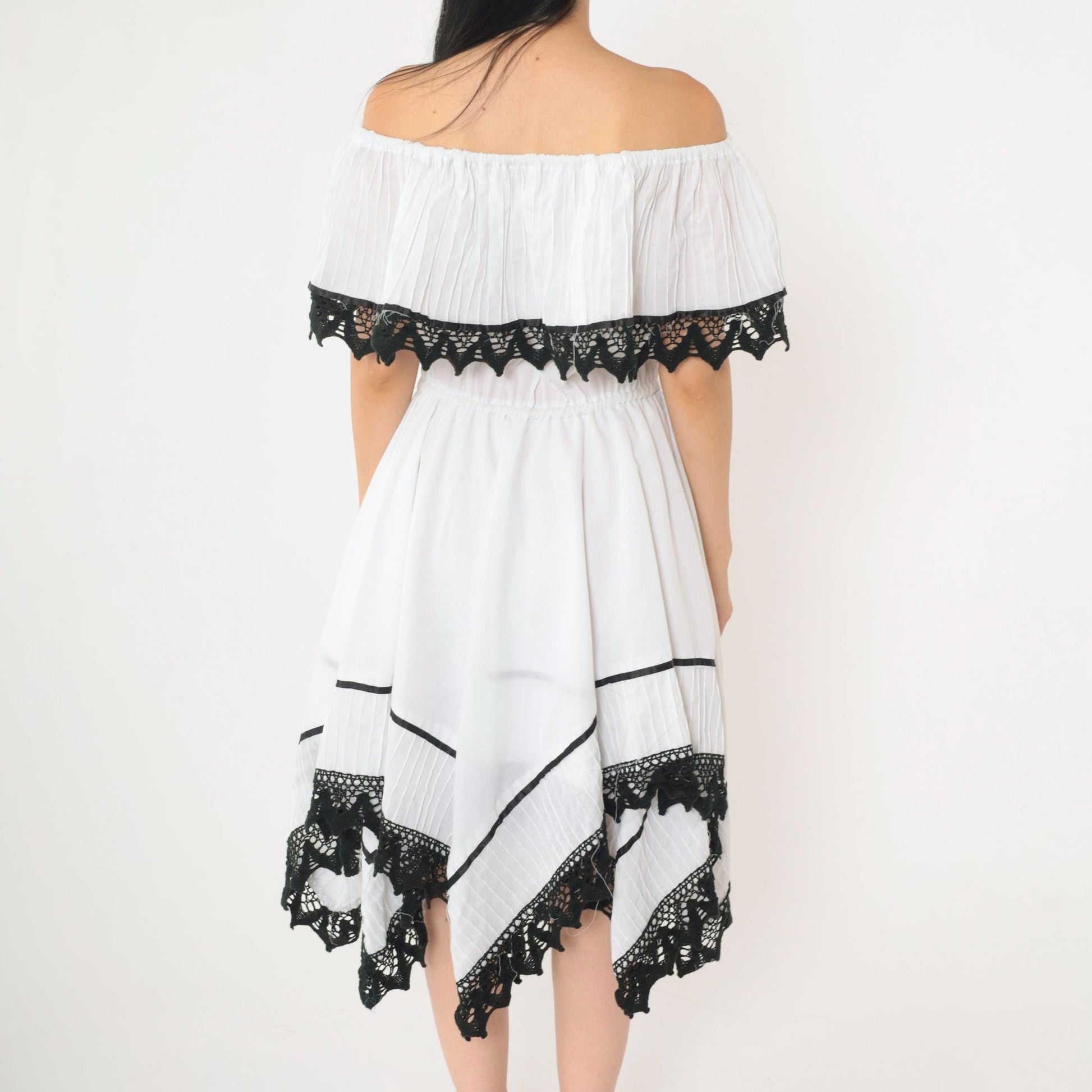 80s White Peasant Dress Off-Shoulder Midi Black Lace Trim Scarf Hem Small