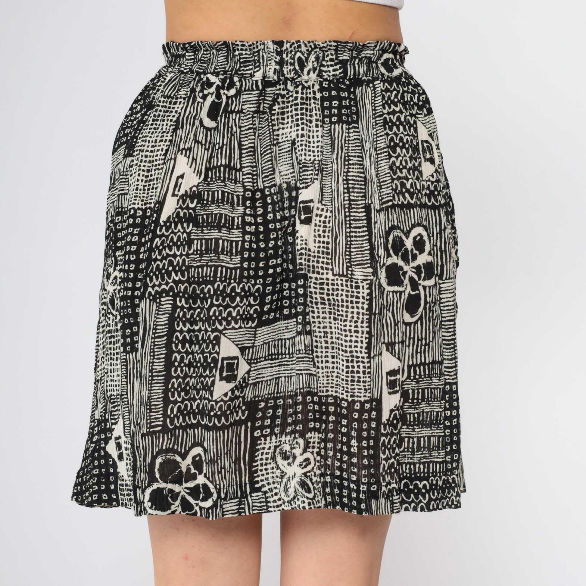 90s Cotton Express Floral Mini Skirt Black White Geometric Print Small