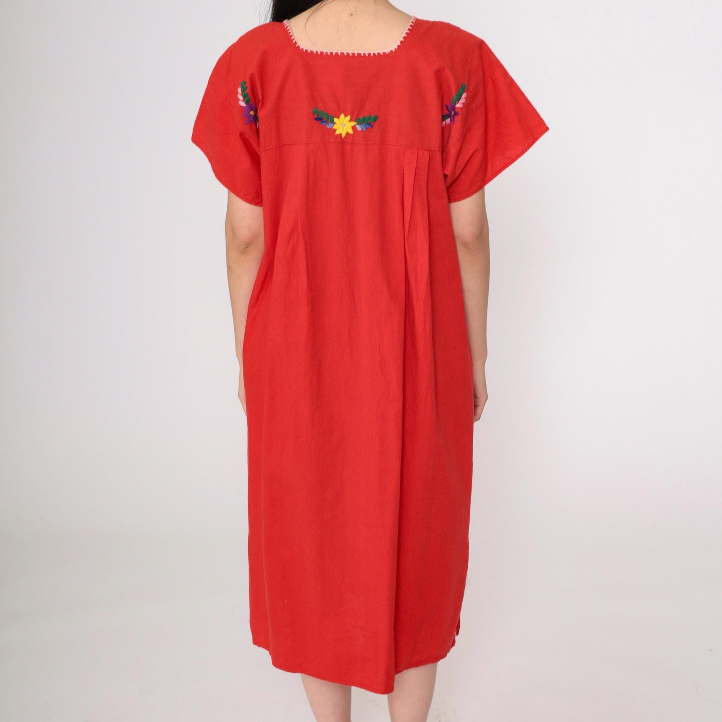 90s Red Mexican Midi Dress Embroidered Floral Short Sleeve Medium
