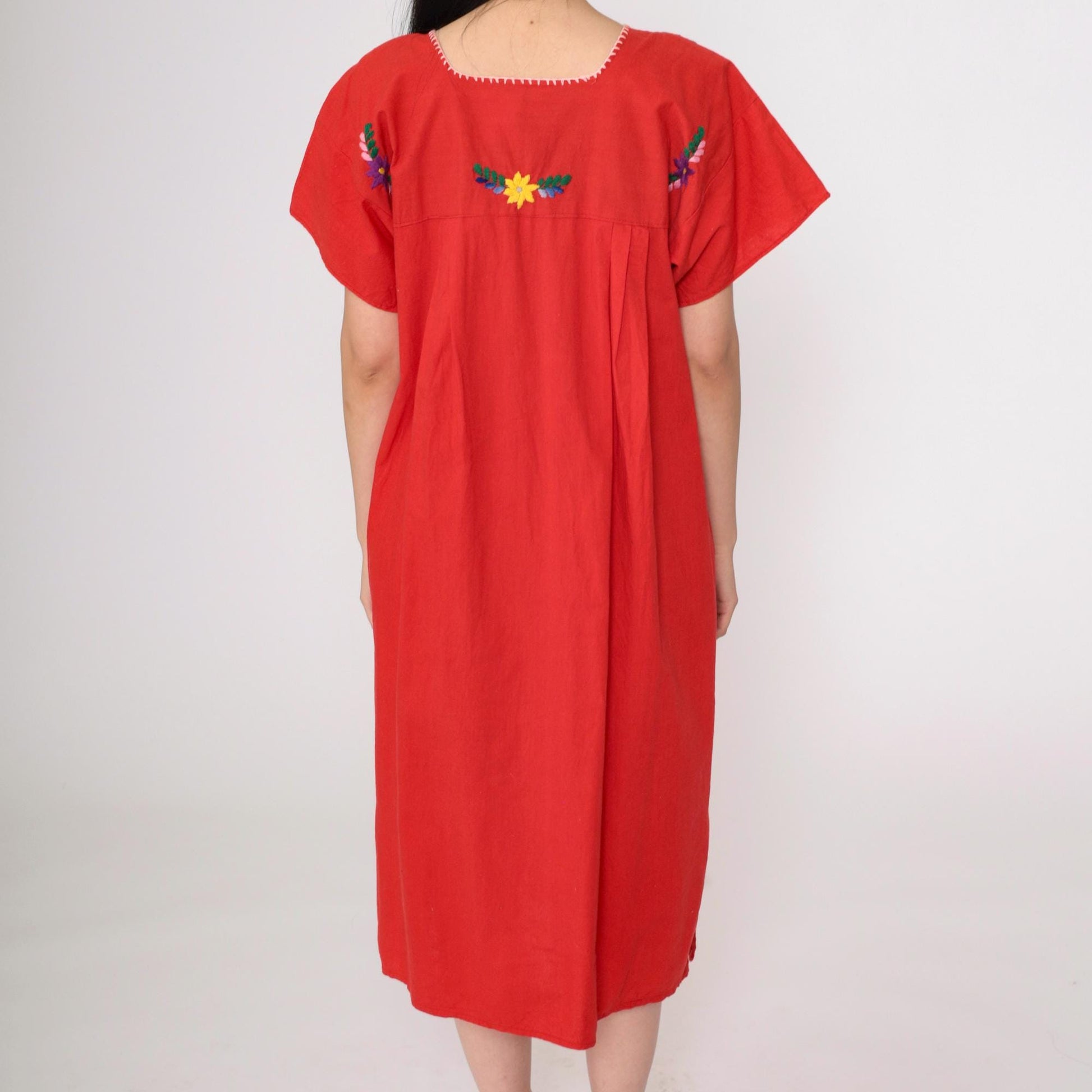 90s Red Mexican Midi Dress Embroidered Floral Short Sleeve Medium